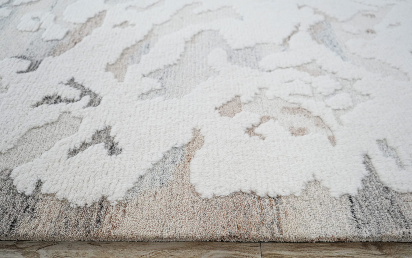 Wave 10903-800 Beige Area Rug