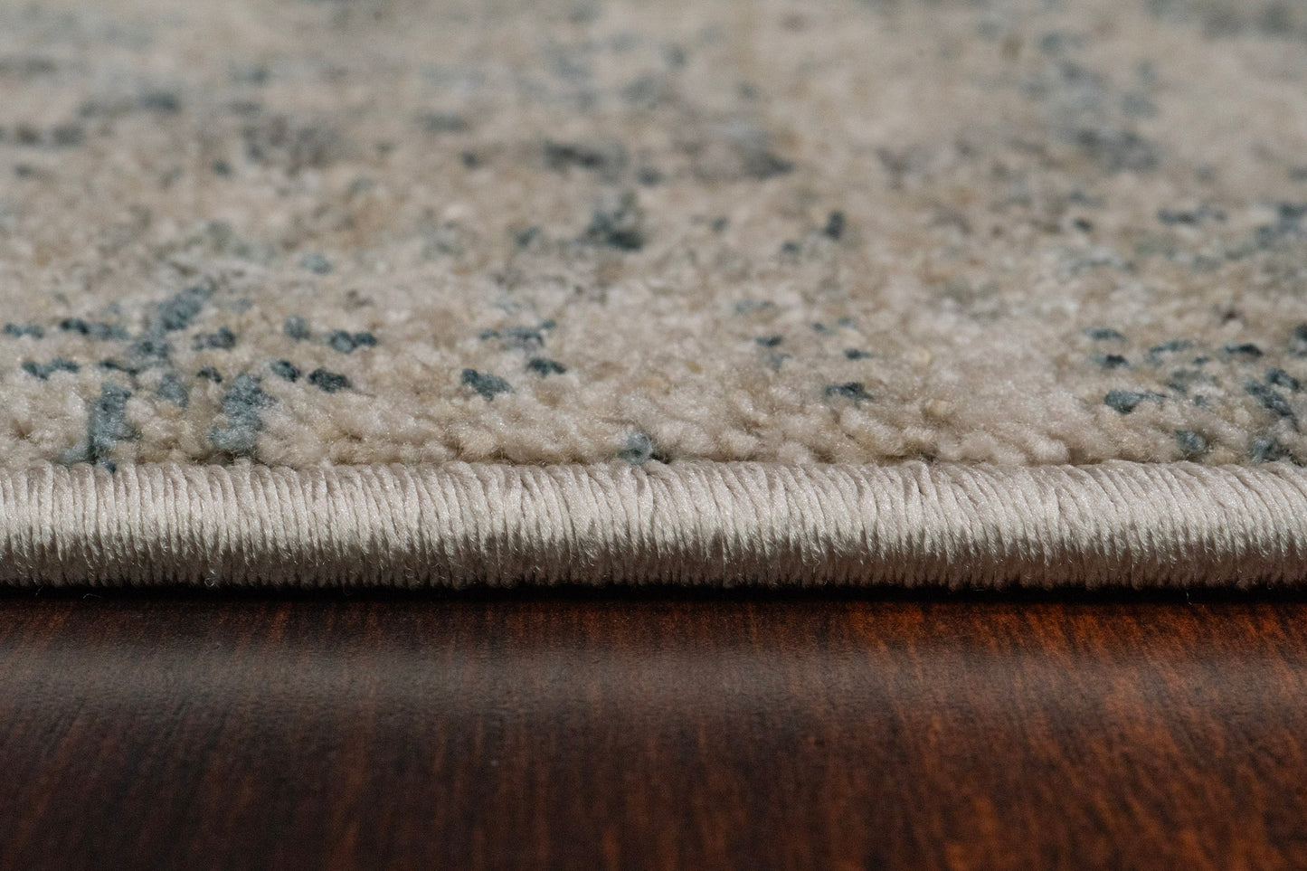 Bloomfield 19603-910 Grey/Cream Area Rug