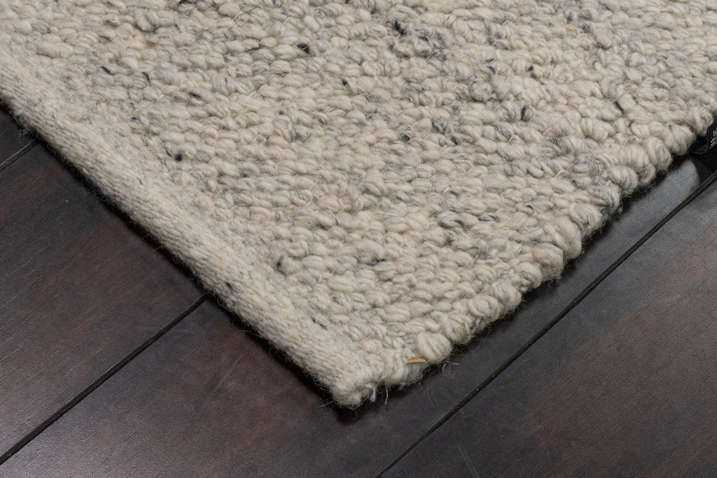 Bombay 9584-190 Silver Area Rug