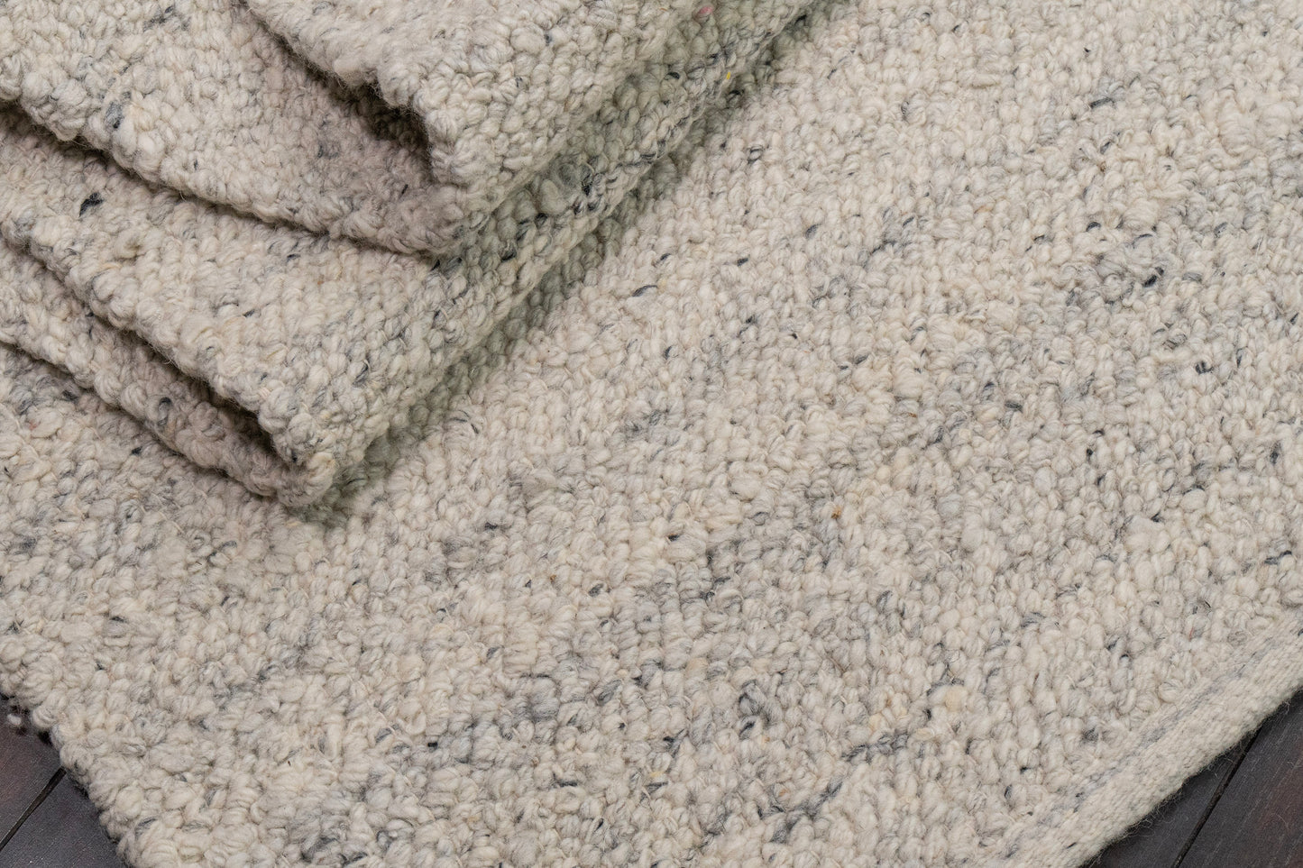Bombay 9584-190 Silver Area Rug
