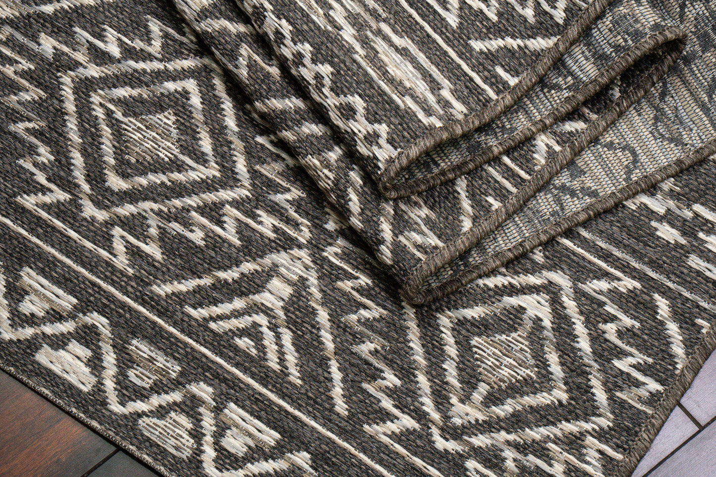 Brighton 8359-3034 Grey Area Rug