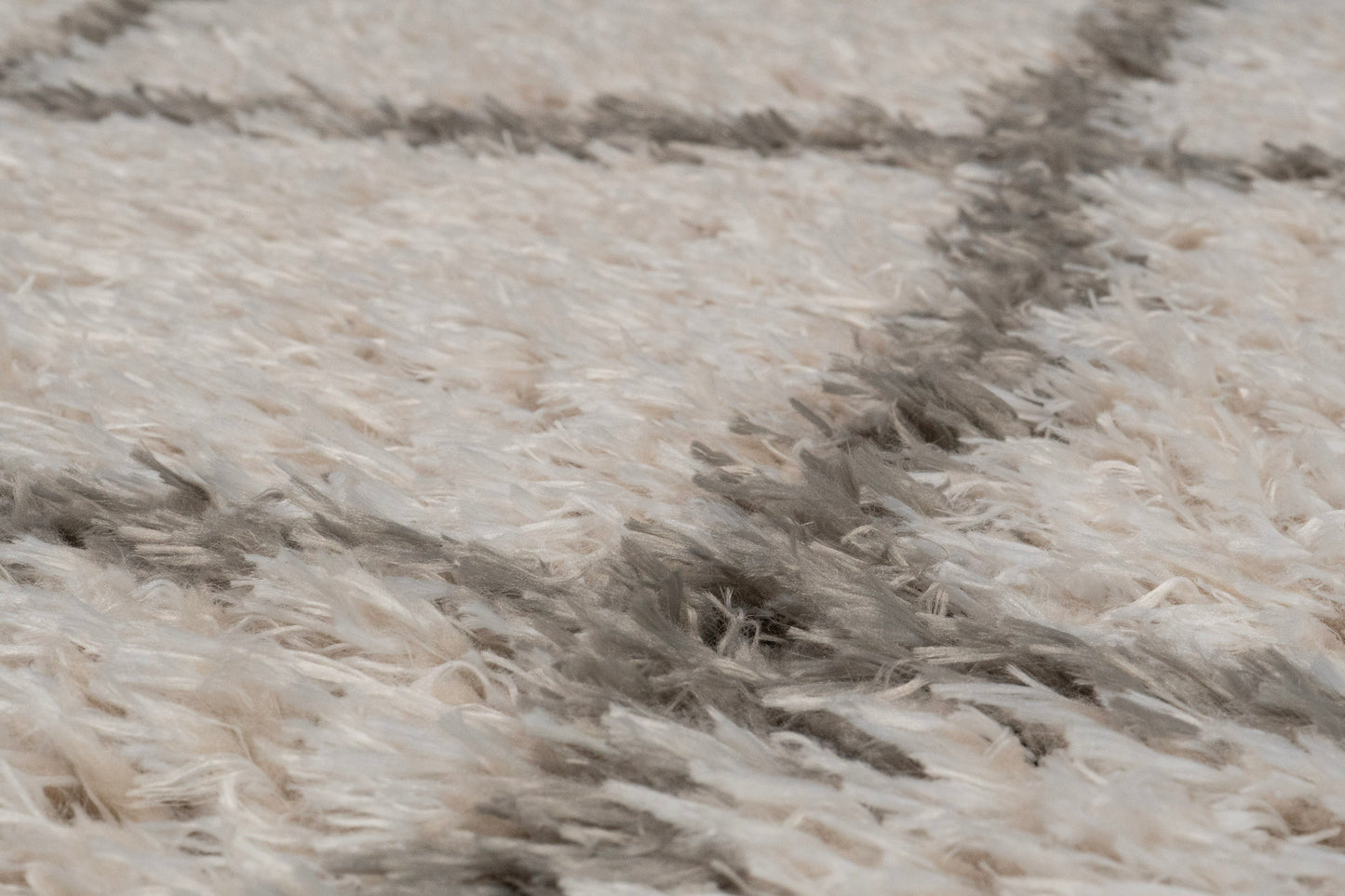 Callie 4972-109 Ivory/Grey Area Rug