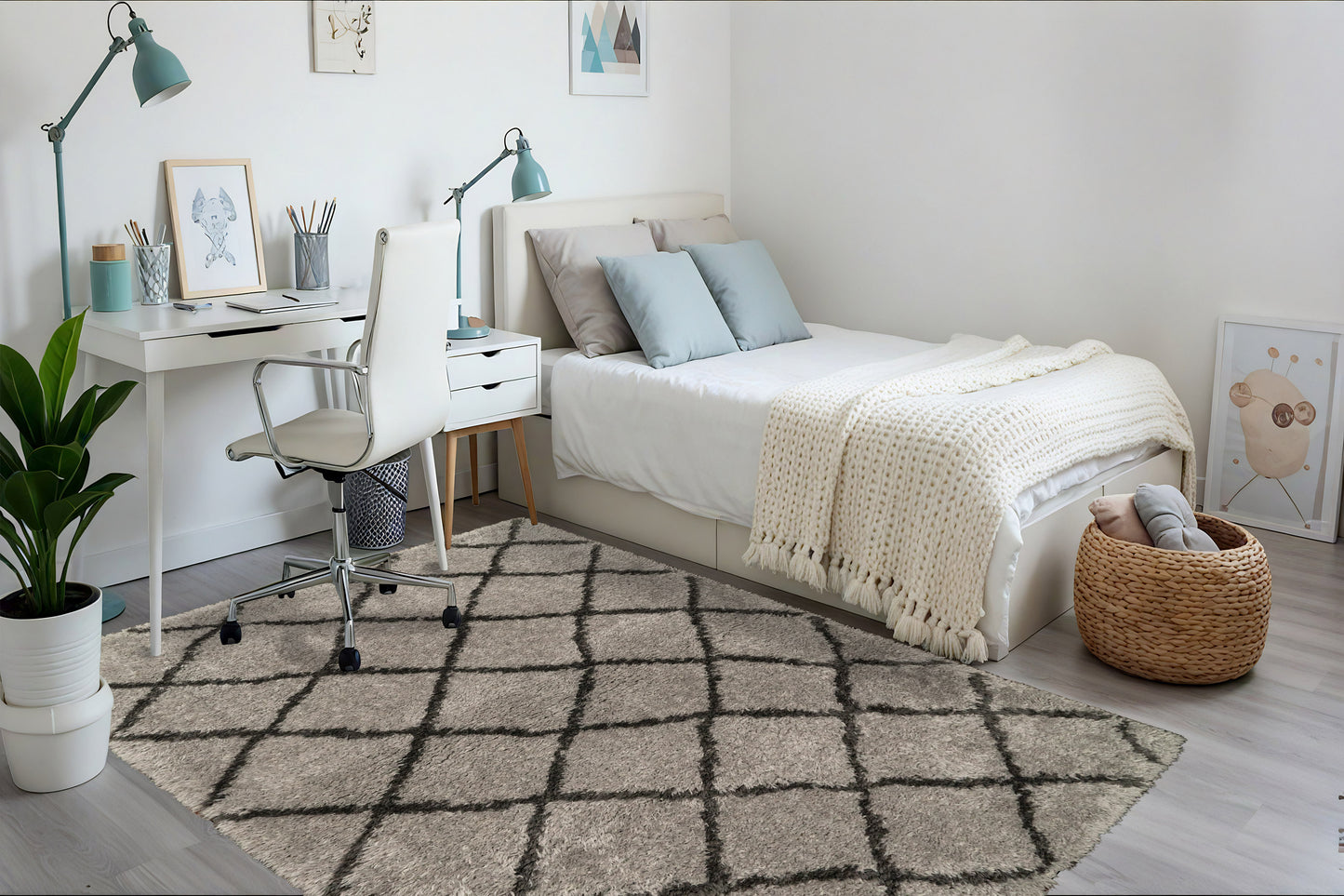 Callie 4972-909 Grey/Dark Grey Area Rug