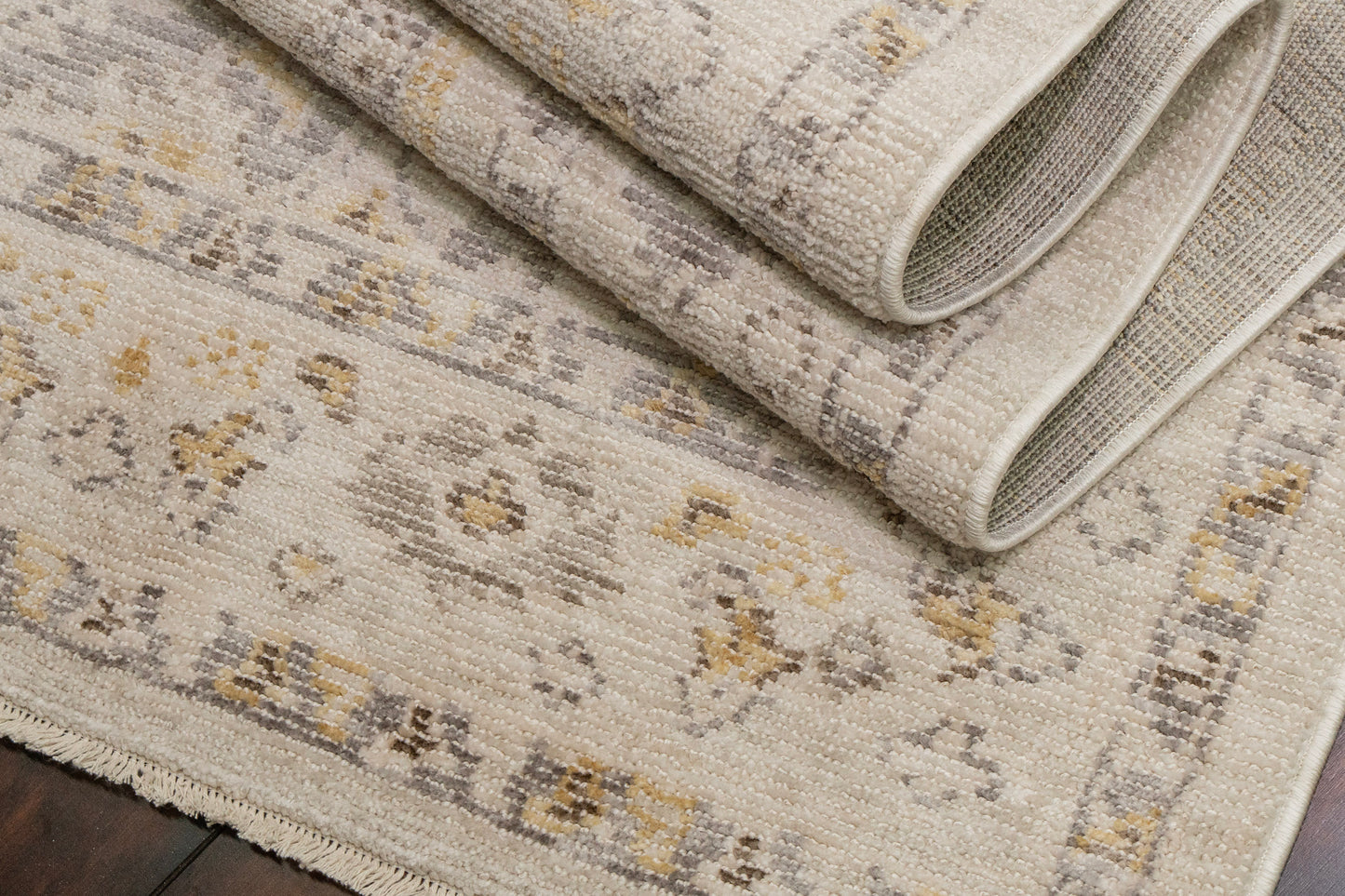 Calypso 13504-190 Ivory / Grey Area Rug