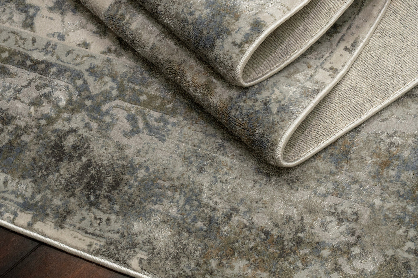 Castilla 3534-109 Cream/Silver Area Rug