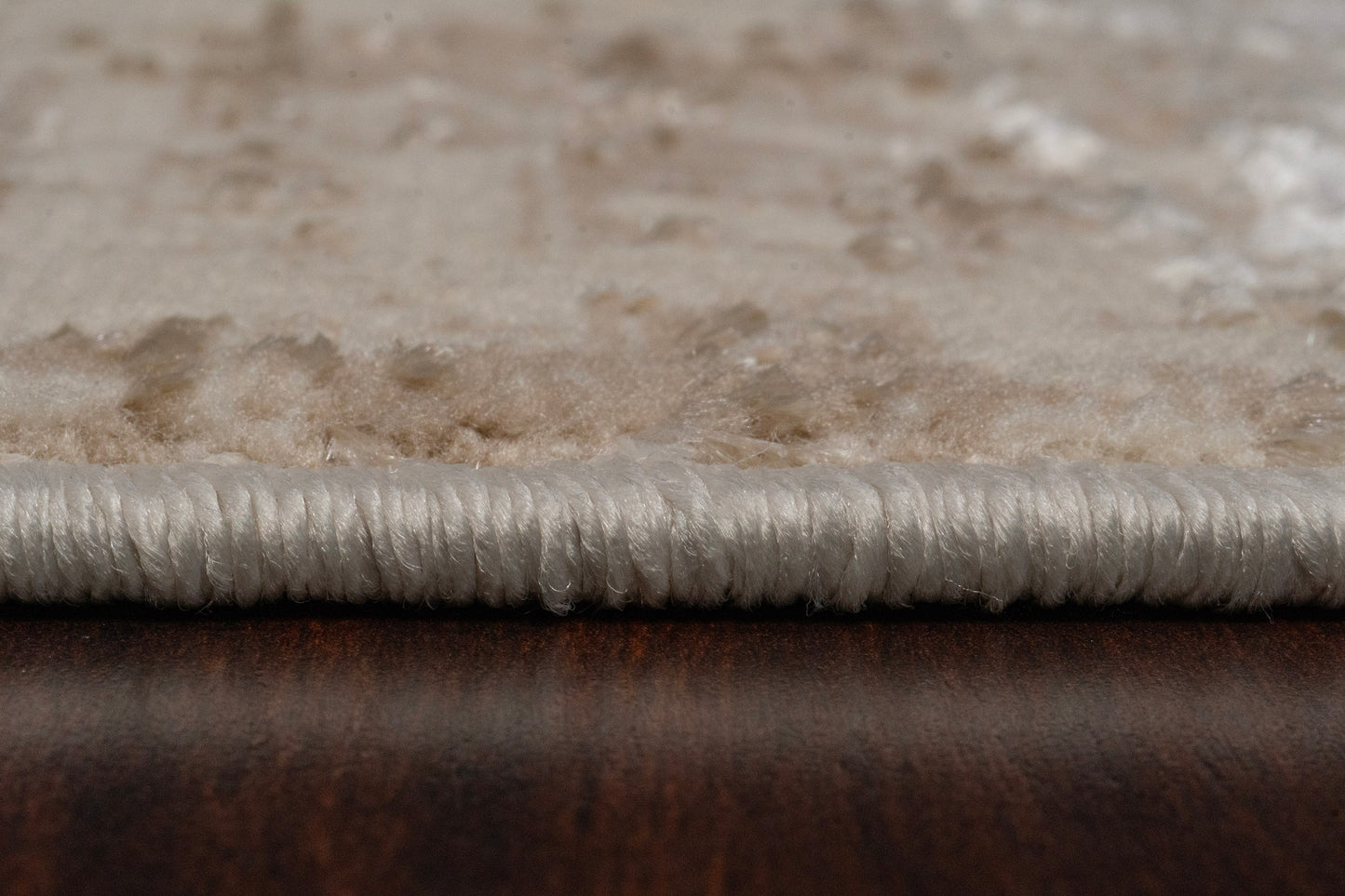 Castor 19507-180 Cream/Beige Area Rug