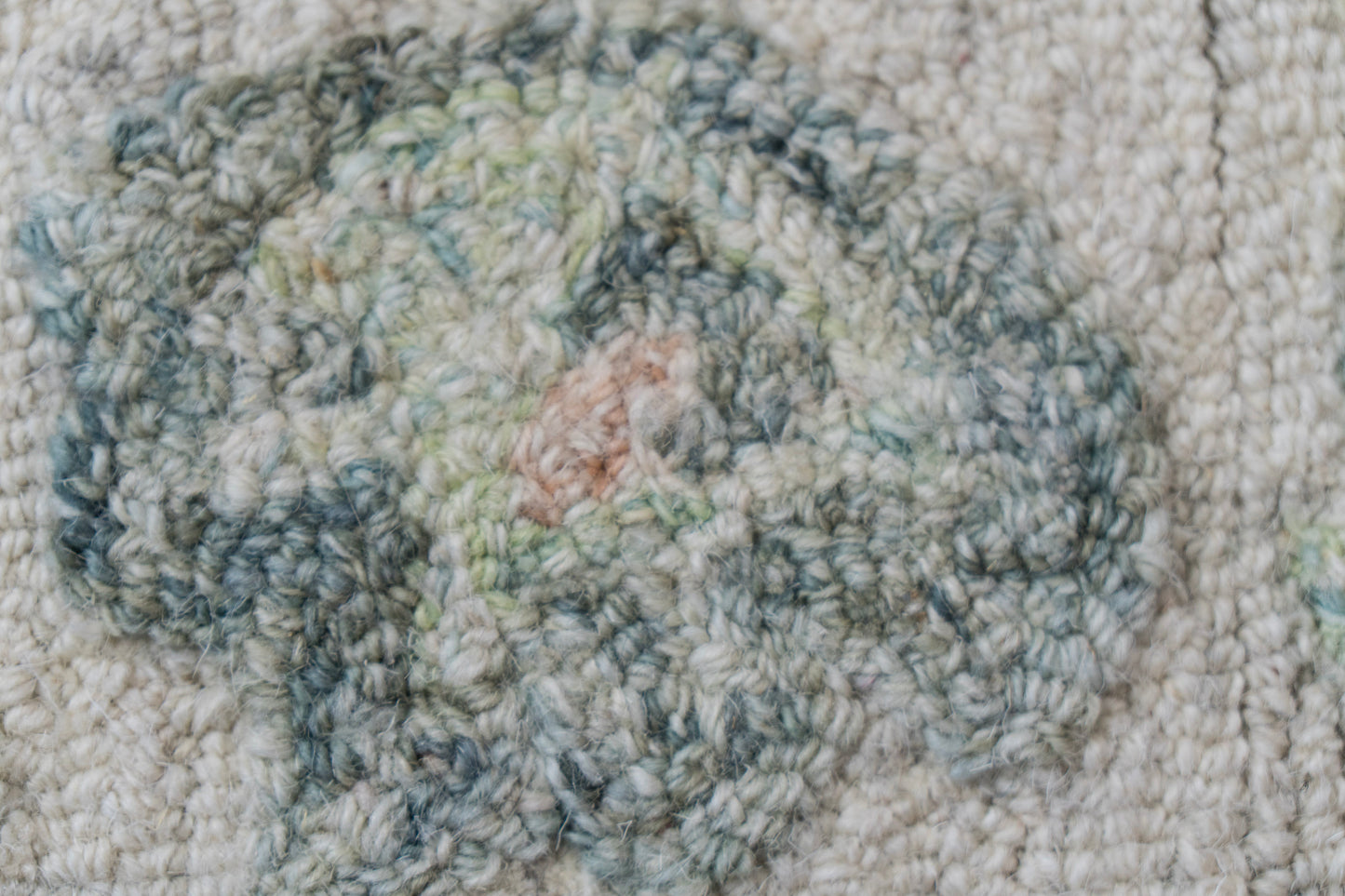 Daisy 9095-846 Beige/Sage/Rust Area Rug