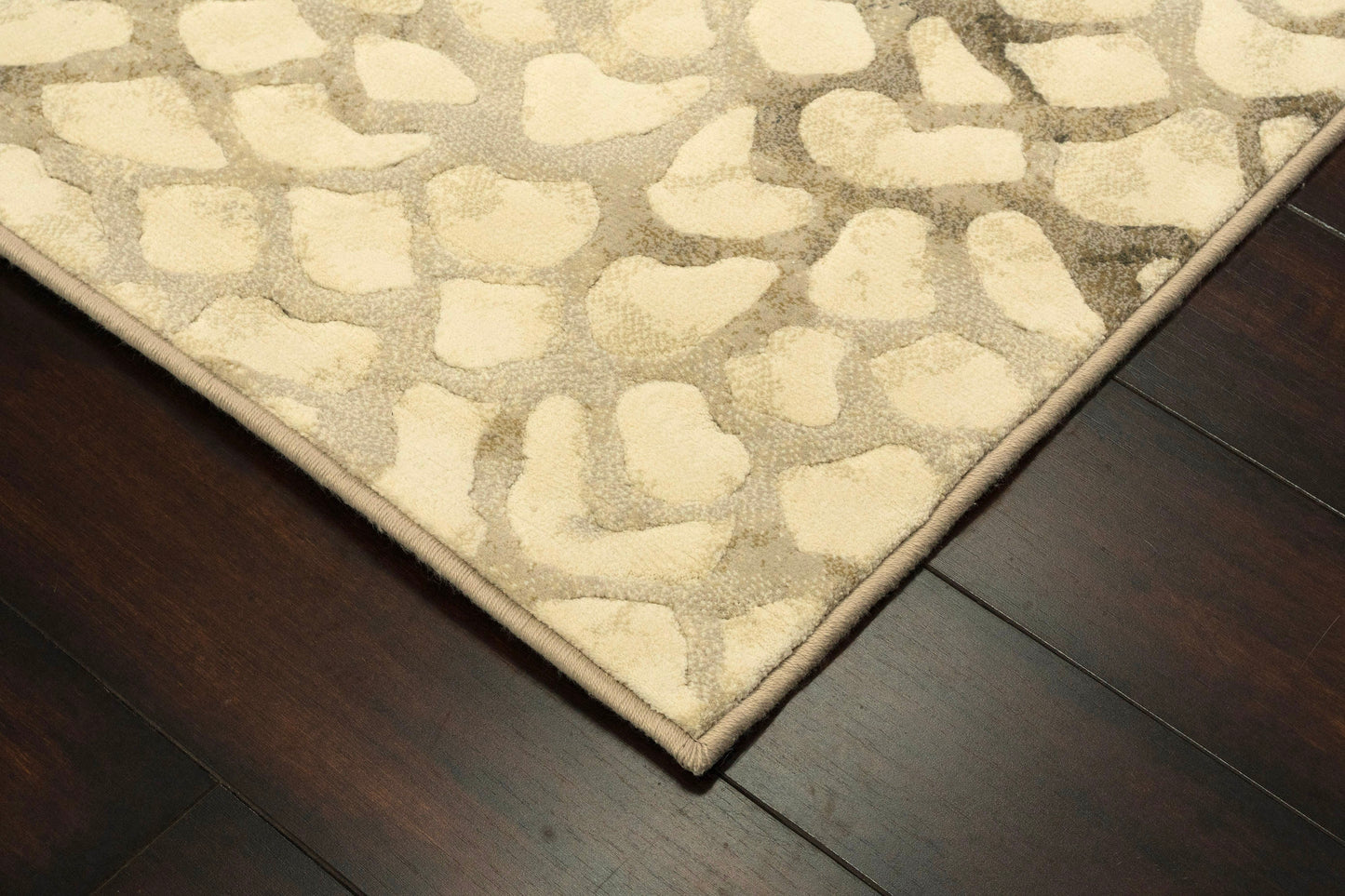 Eclipse 64194-8565 Ivory Area Rug
