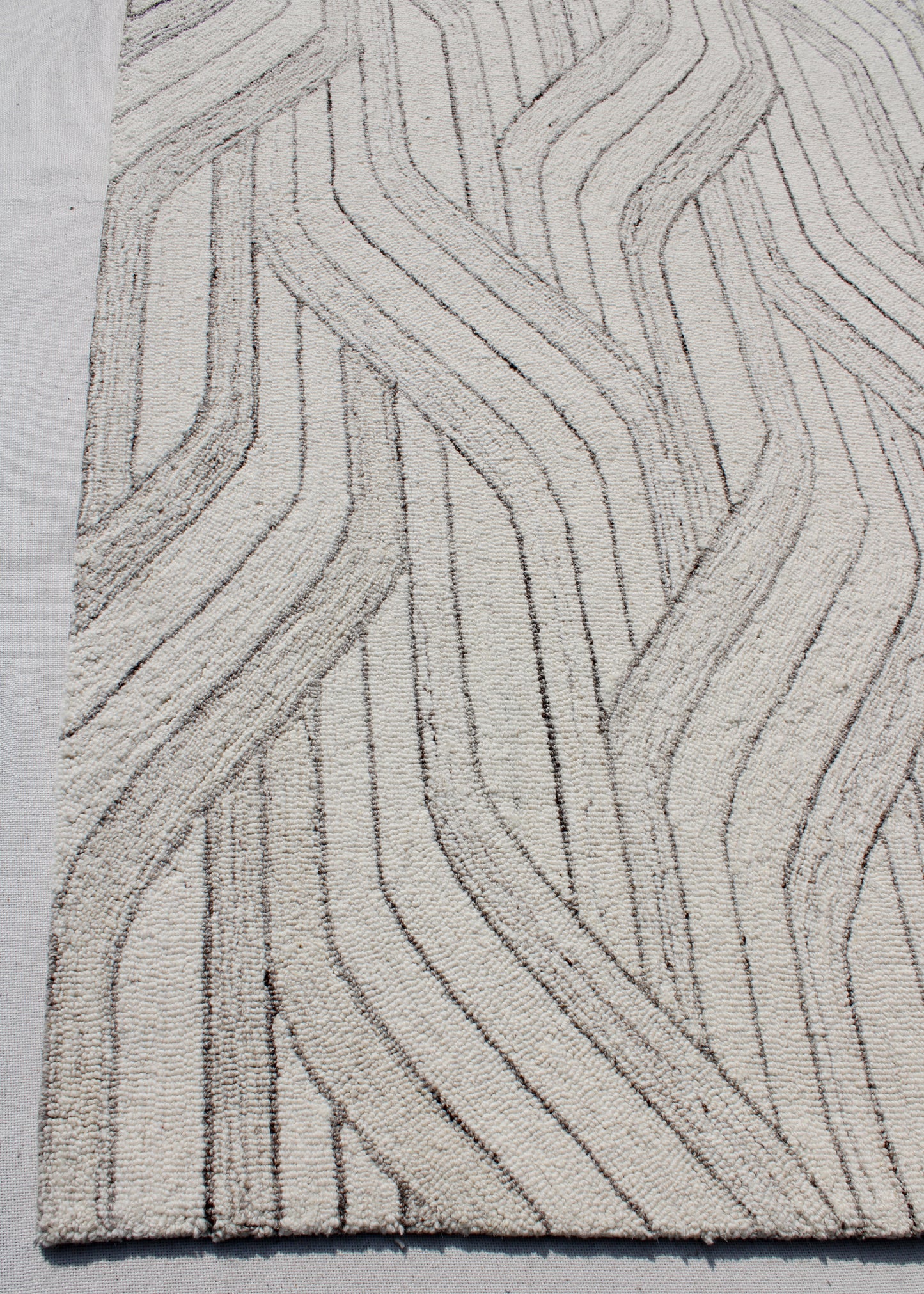 Legend 7489-110 Ivory/Natural Area Rug