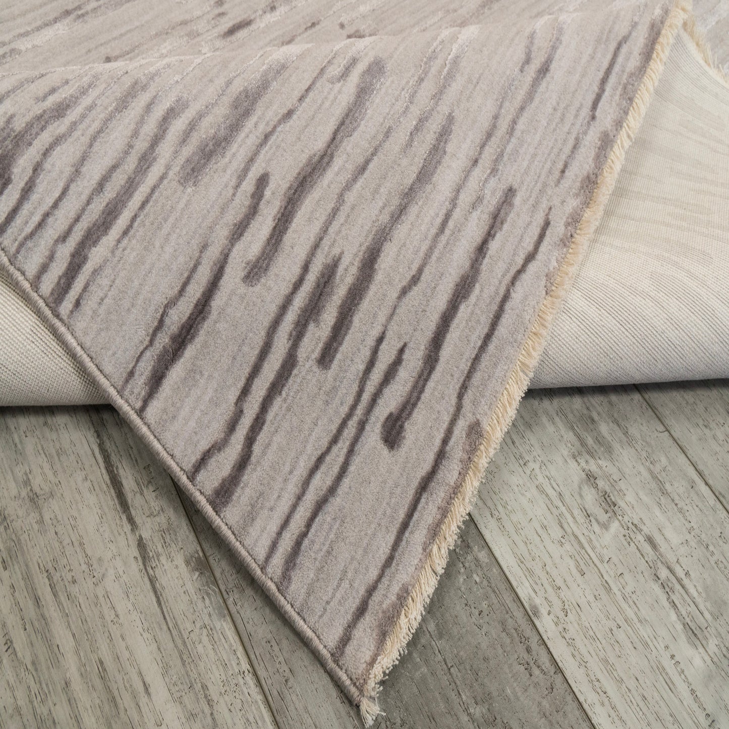 Mesa 9749-900 Silver Area Rug
