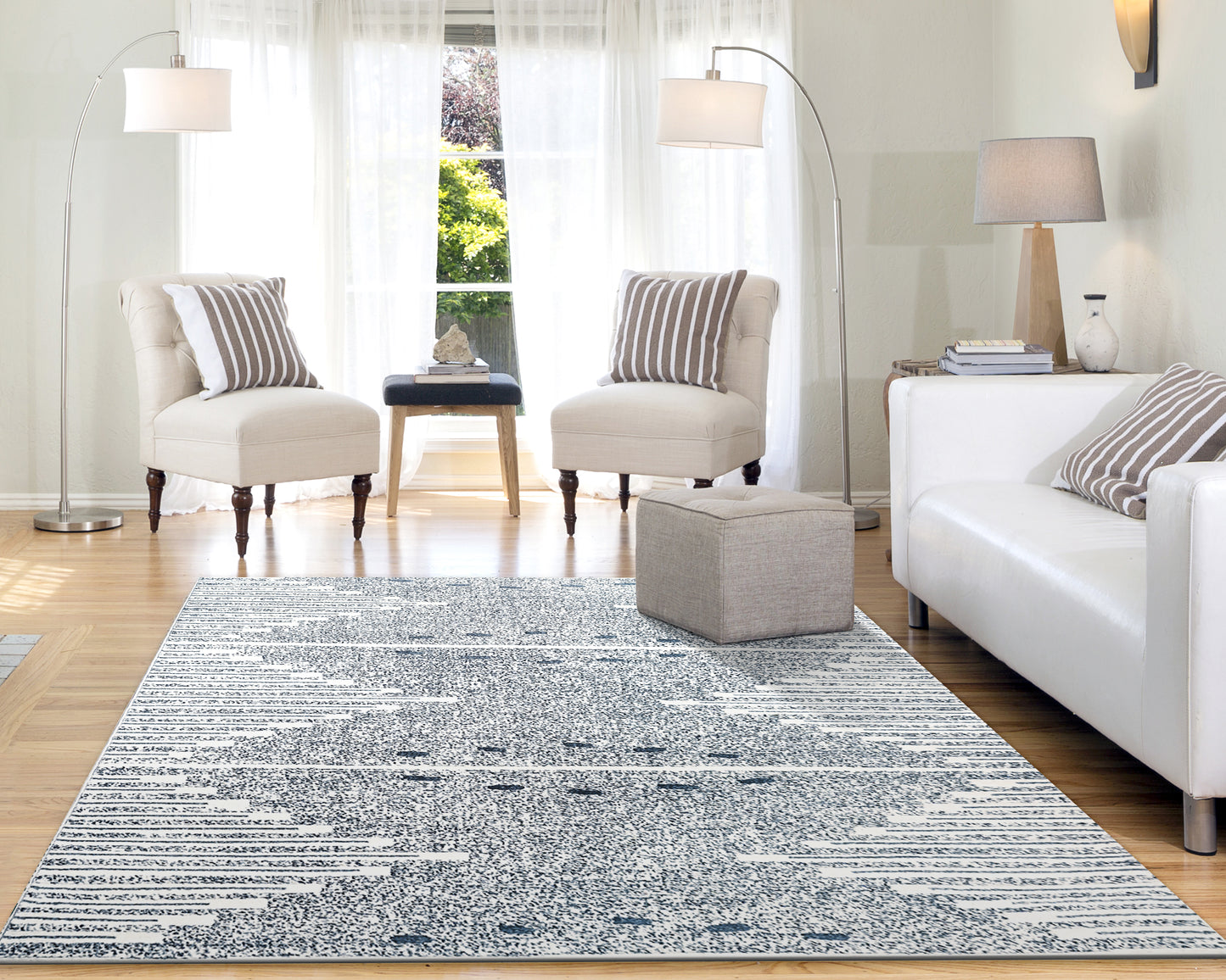 Myth 7300-510 Blue/Cream Area Rug