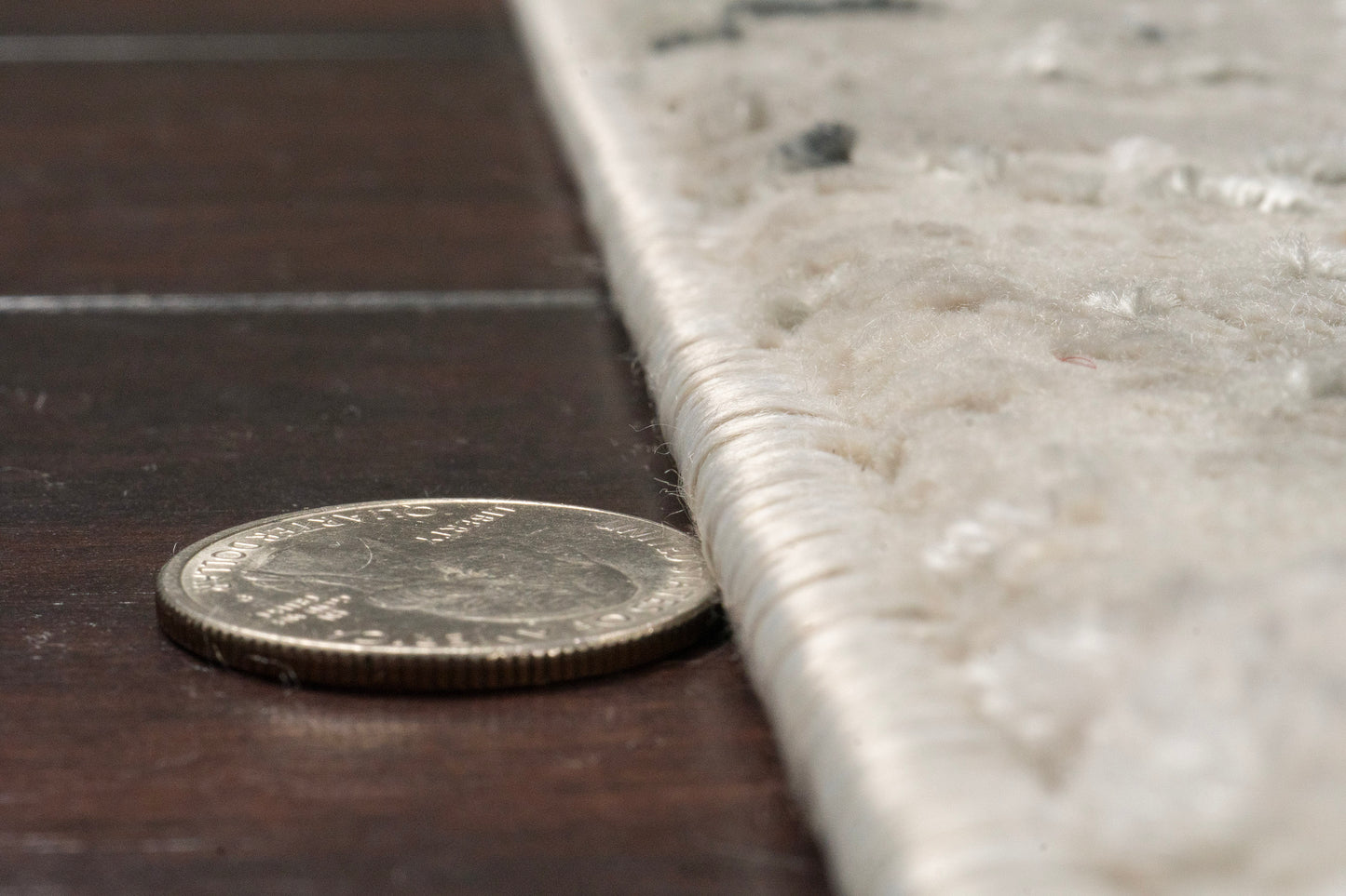 Quartz 27077-190 Ivory/Grey Area Rug