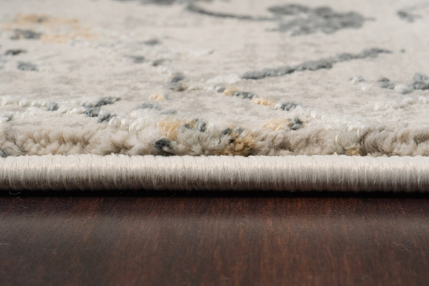 Quartz 25010-190 Light Grey Area Rug