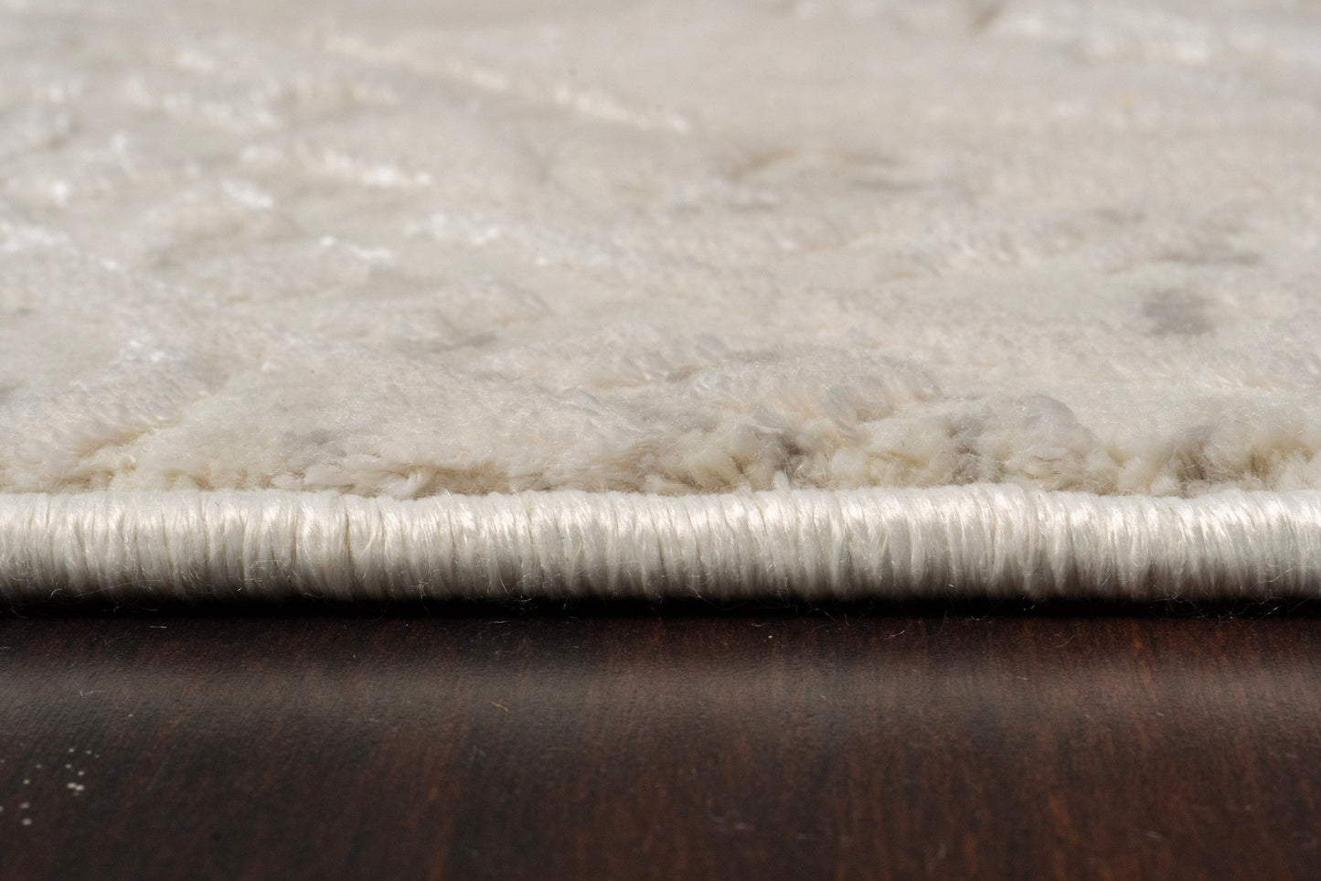 Quartz 26190-100 Ivory Area Rug