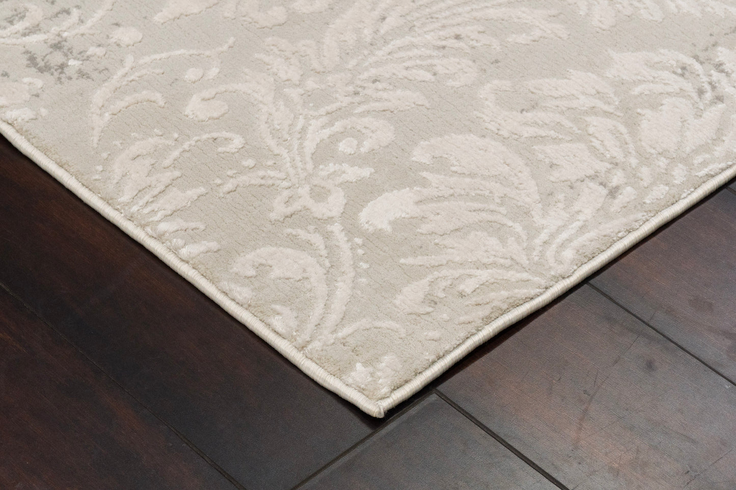 Quartz 27020-110 Ivory/Beige Area Rug