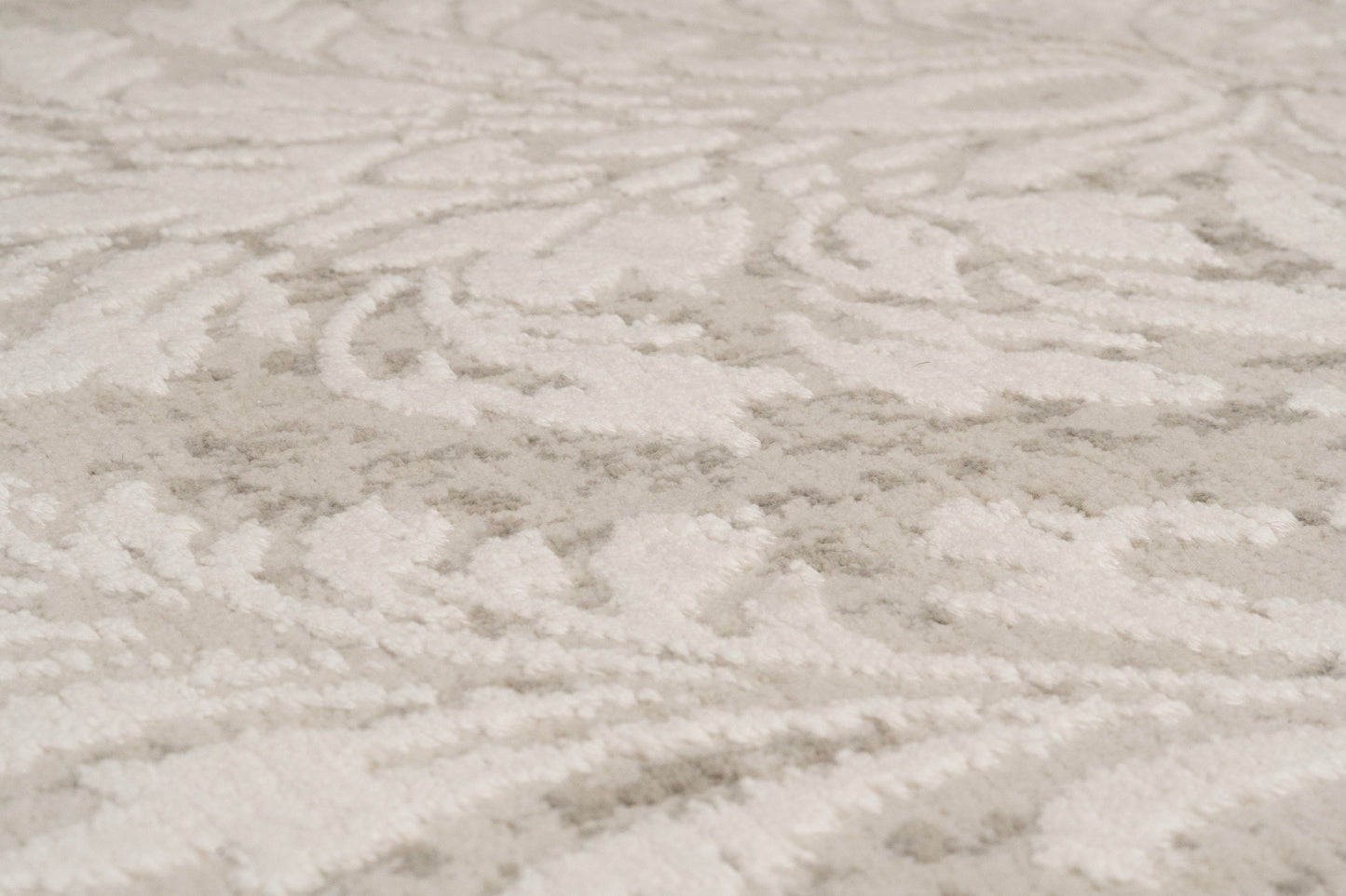 Quartz 27020-110 Ivory/Beige Area Rug