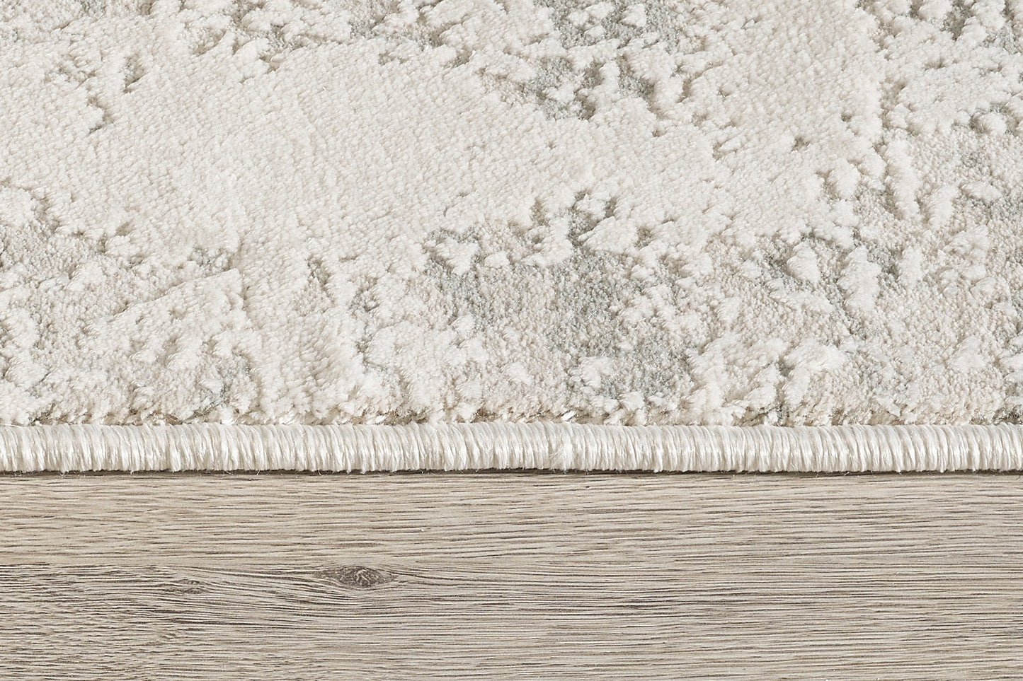 Quartz 27031-110 Ivory/Beige Area Rug