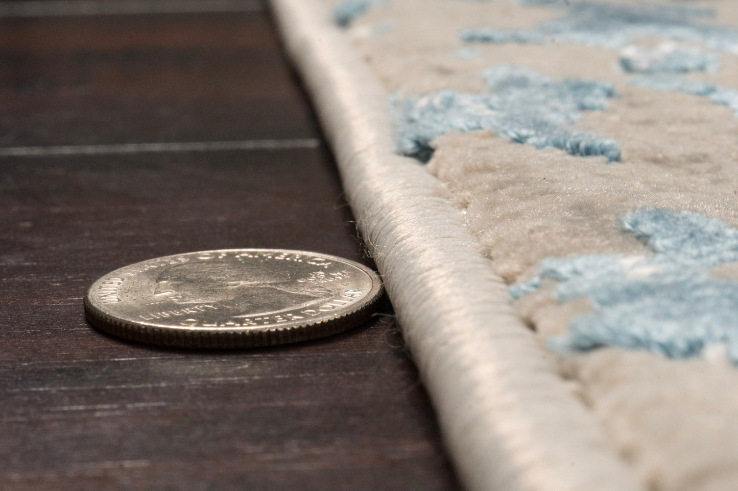 Quartz 27039-500 Ivory/Blue Area Rug