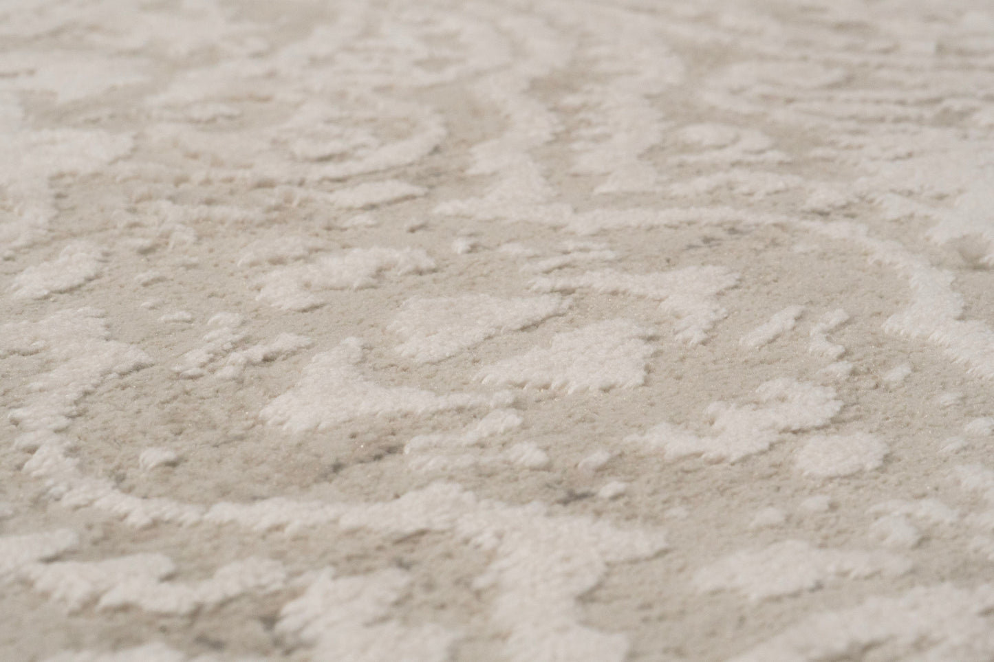 Quartz 27040-100 Ivory Area Rug