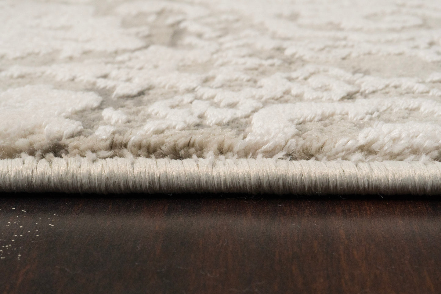 Quartz 27040-100 Ivory Area Rug