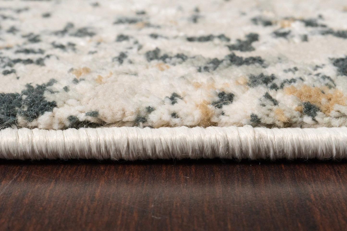 Quartz 27053-190 Ivory/Grey Area Rug