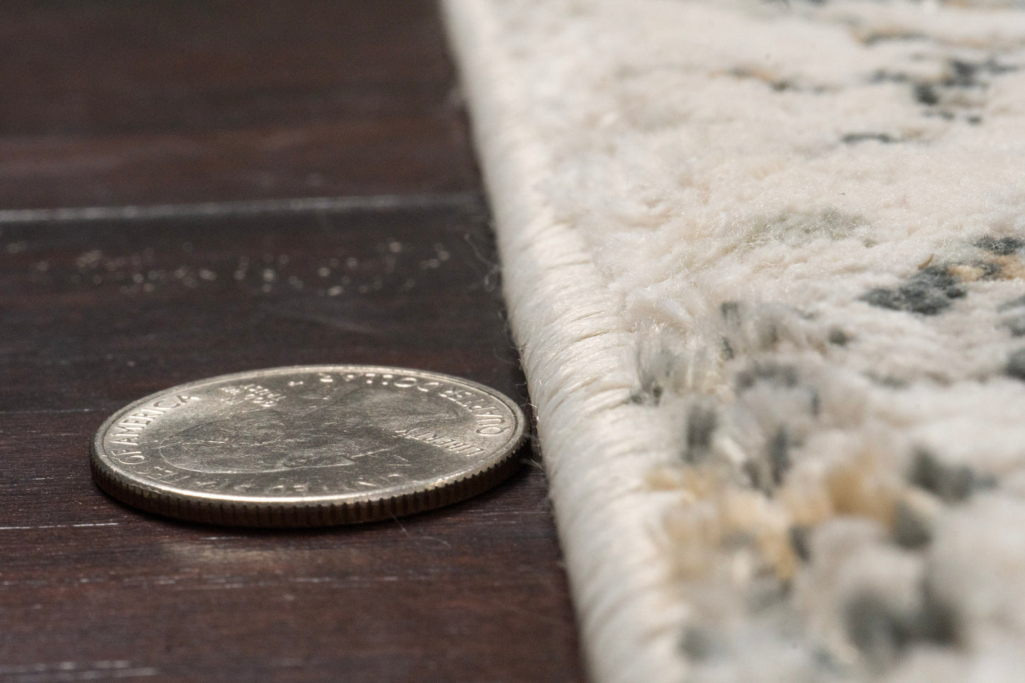 Quartz 27061-190 Ivory/Grey Area Rug