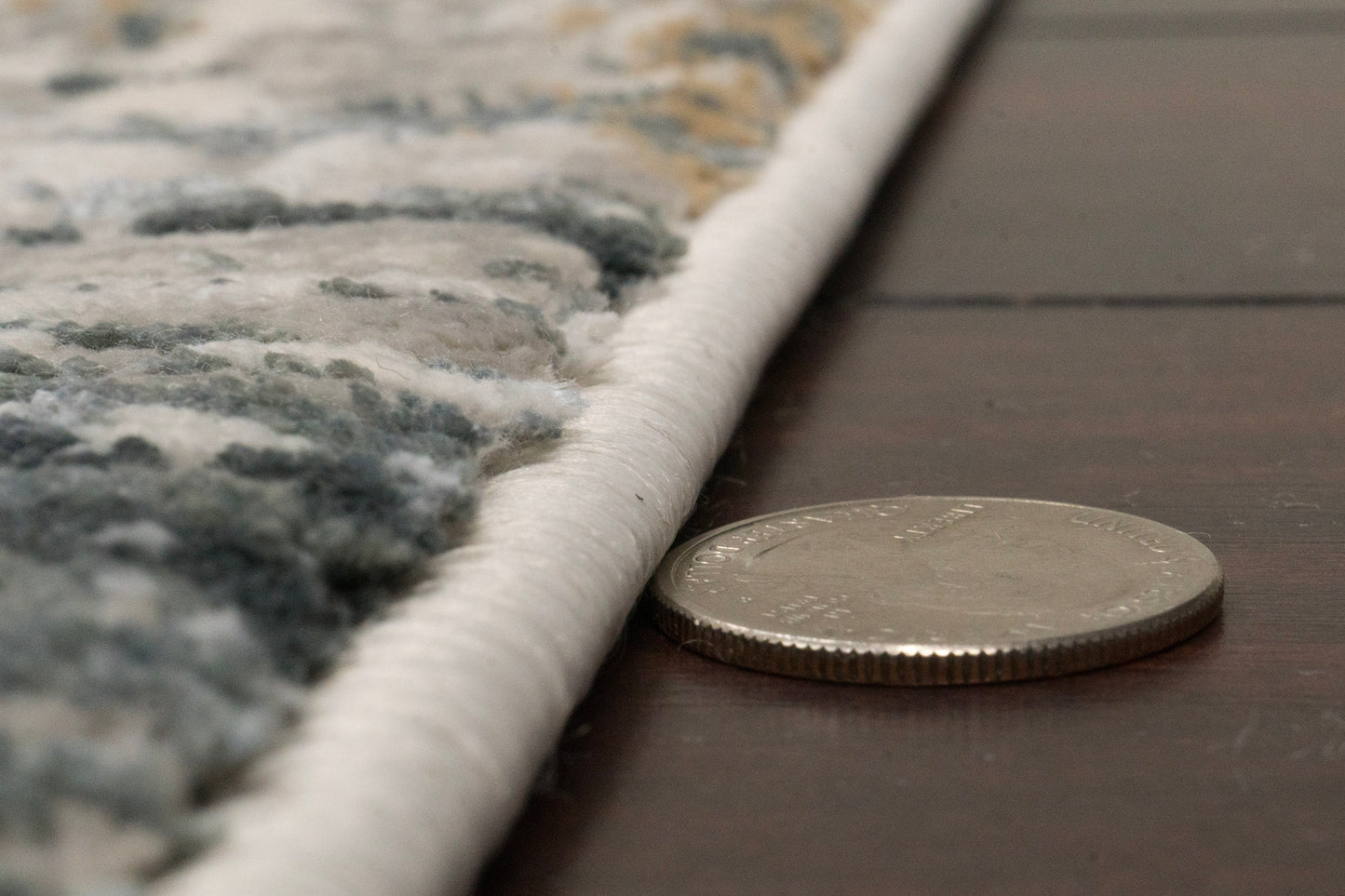 Quartz 27072-155 Ivory/Slate Area Rug