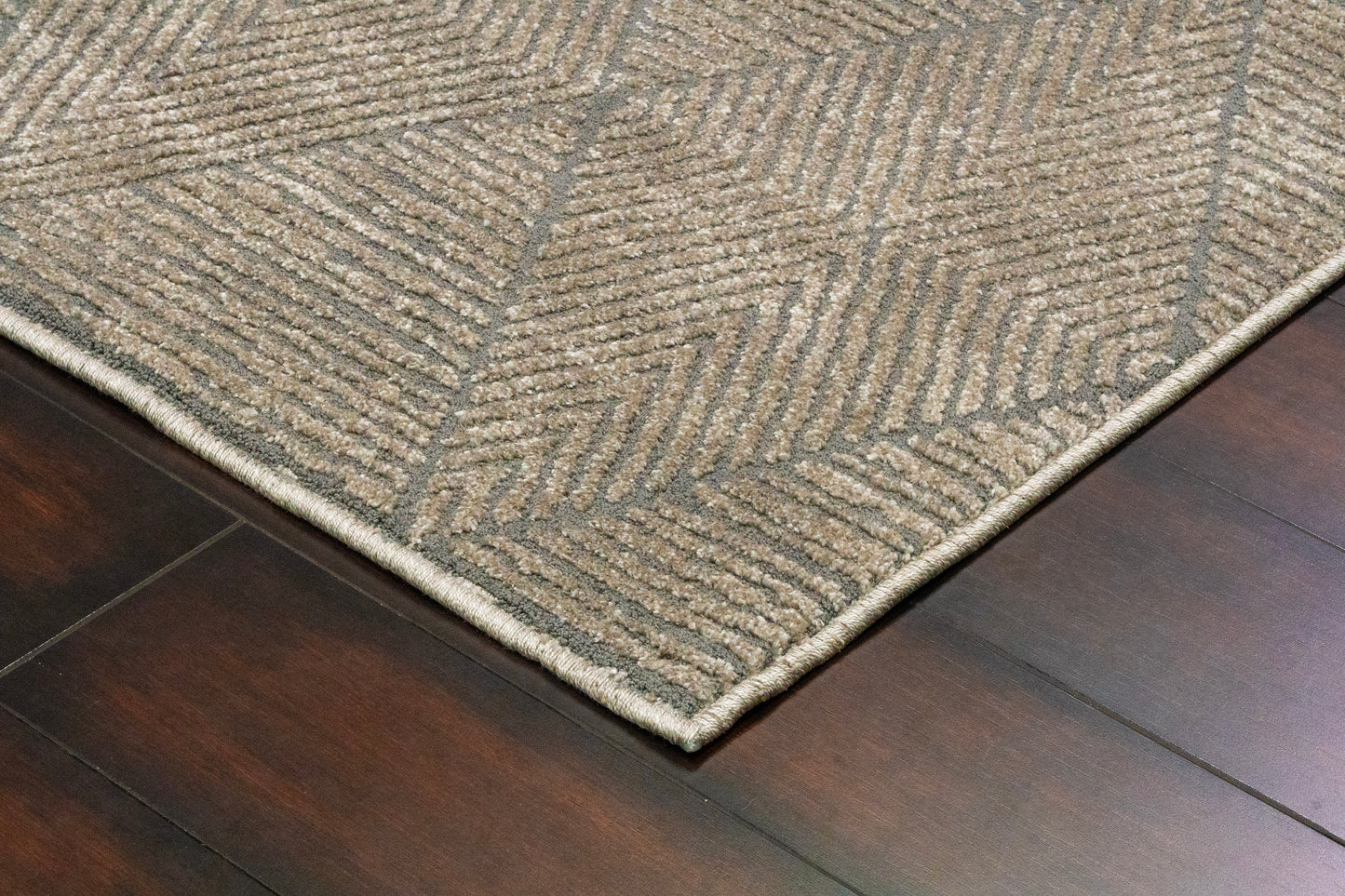 Quin 41006-7131 Dark Grey Area Rug