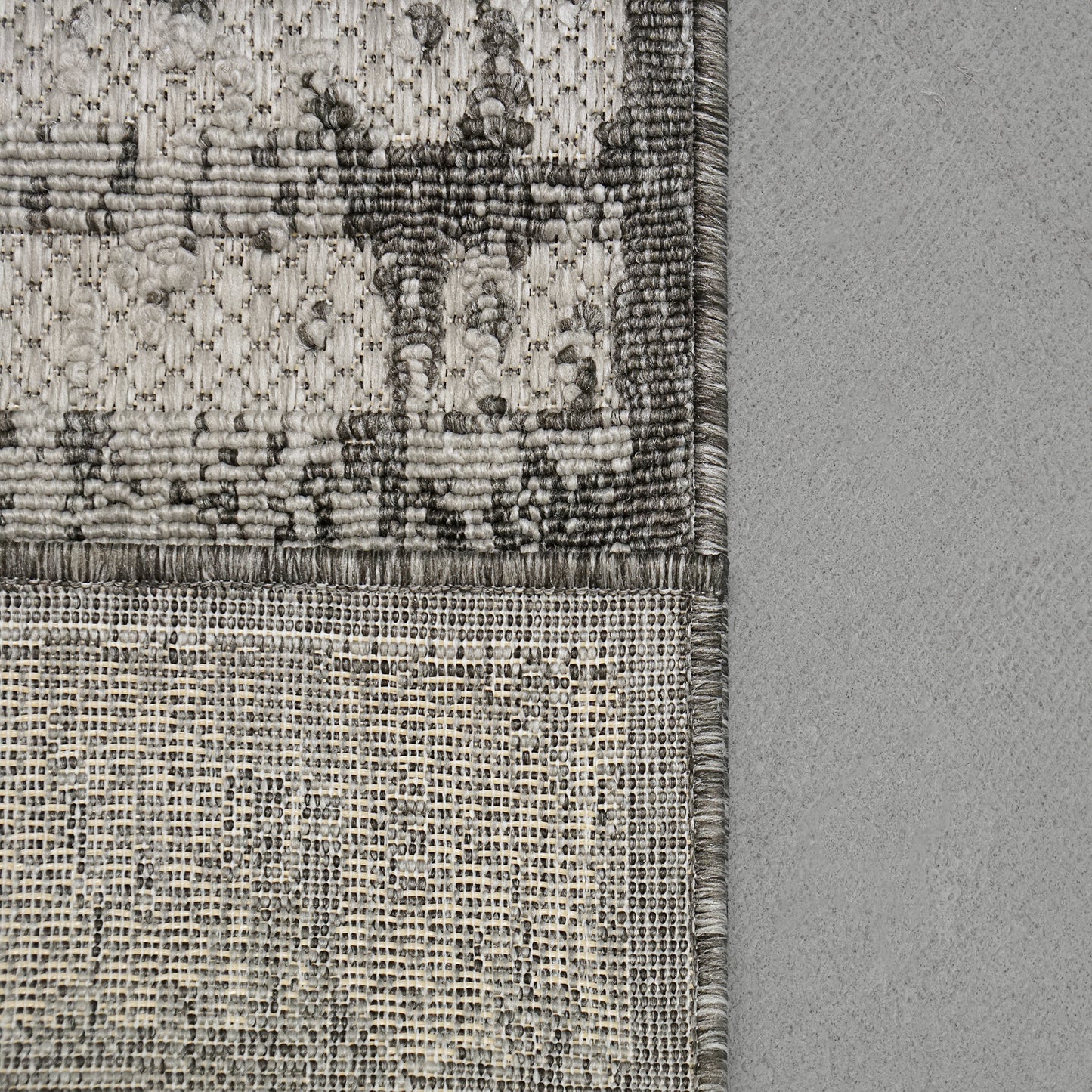 Shore 1329-900 Light Grey Area Rug