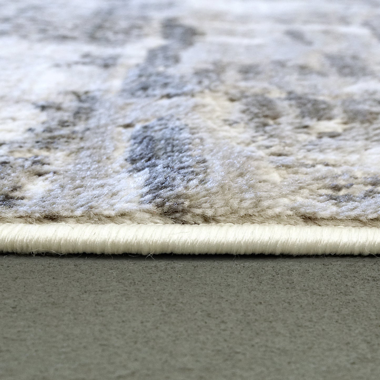 Amelia 2852-890 Cream/Grey Area Rug