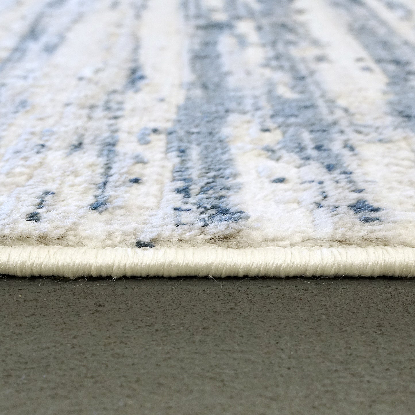 Amelia 2850-895 Cream/Light Grey/Navy Area Rug