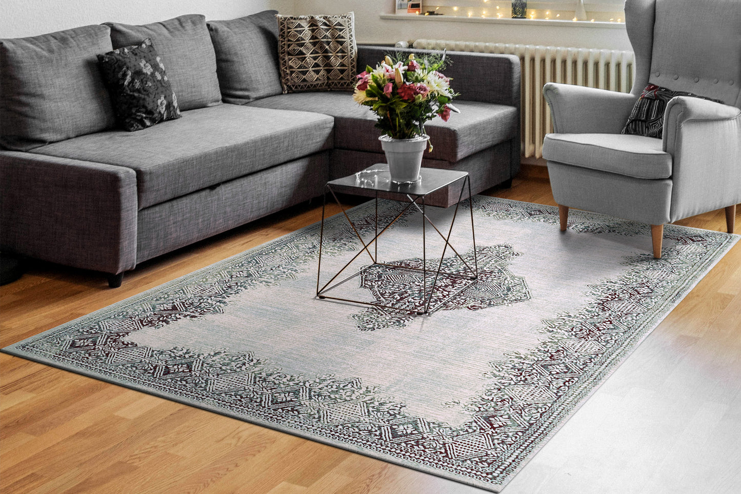 Carson 5226-109 Ivory/Black Area Rug