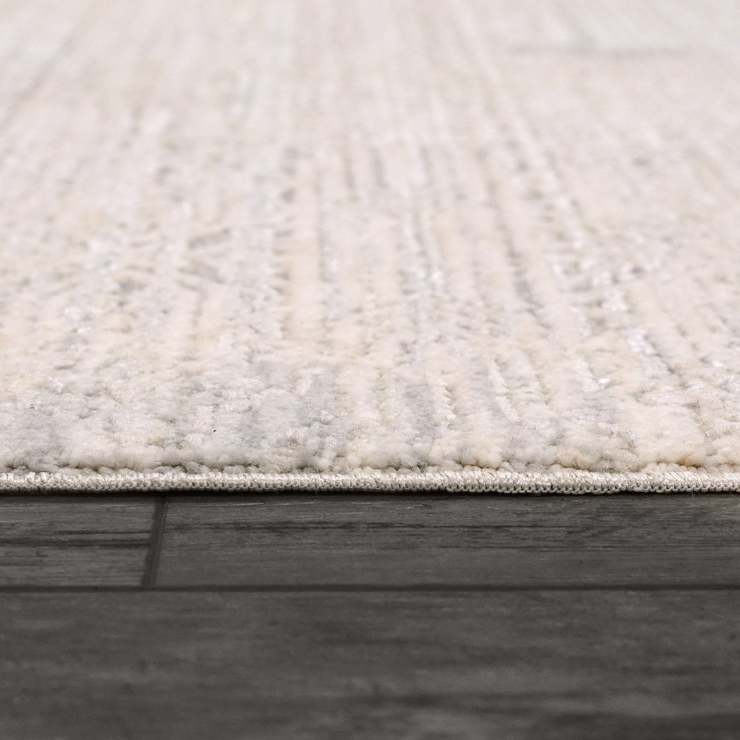 Carson 5229-100 Ivory Area Rug