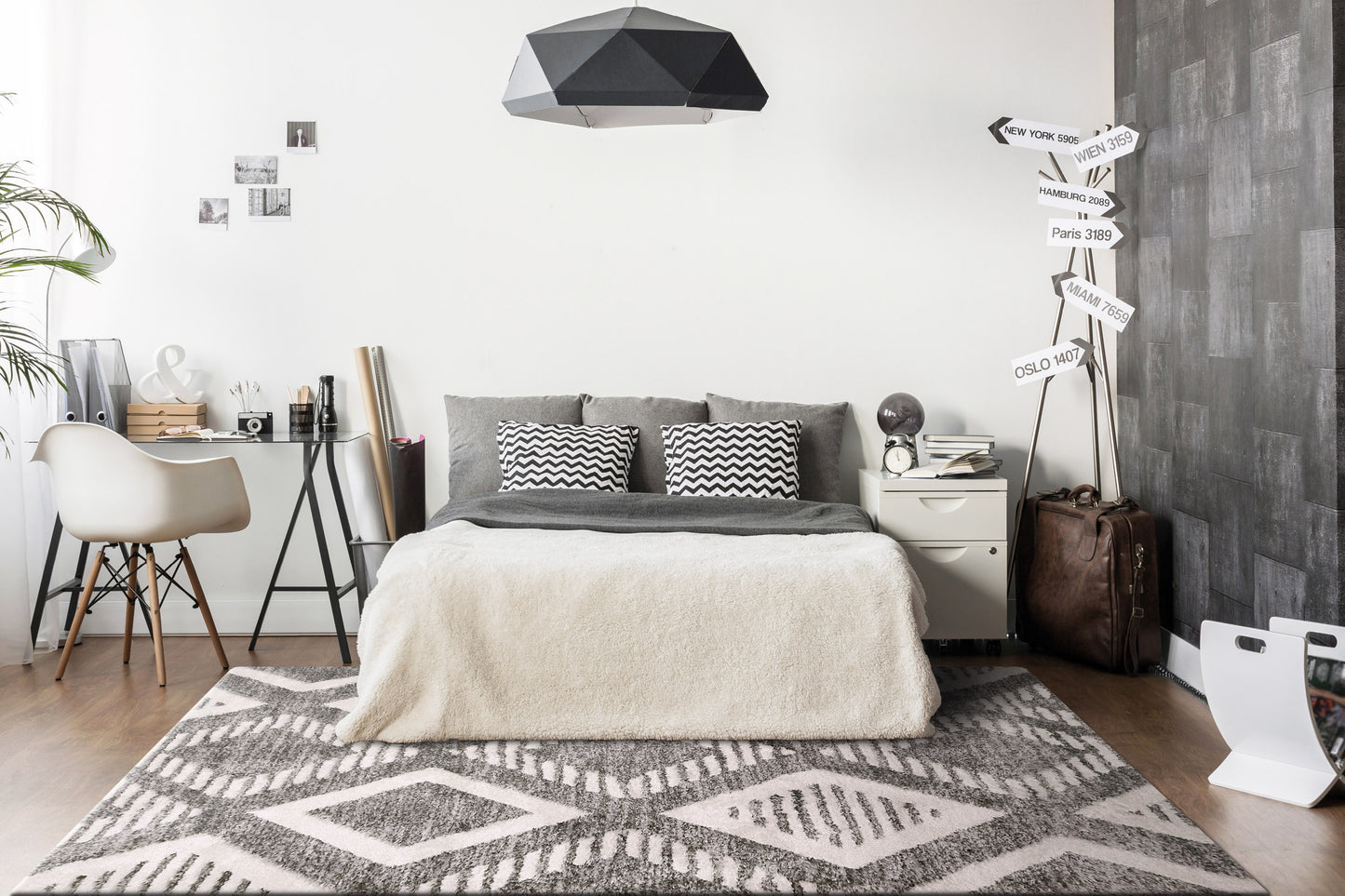 Cruz 7006-901 Grey/Ivory Area Rug