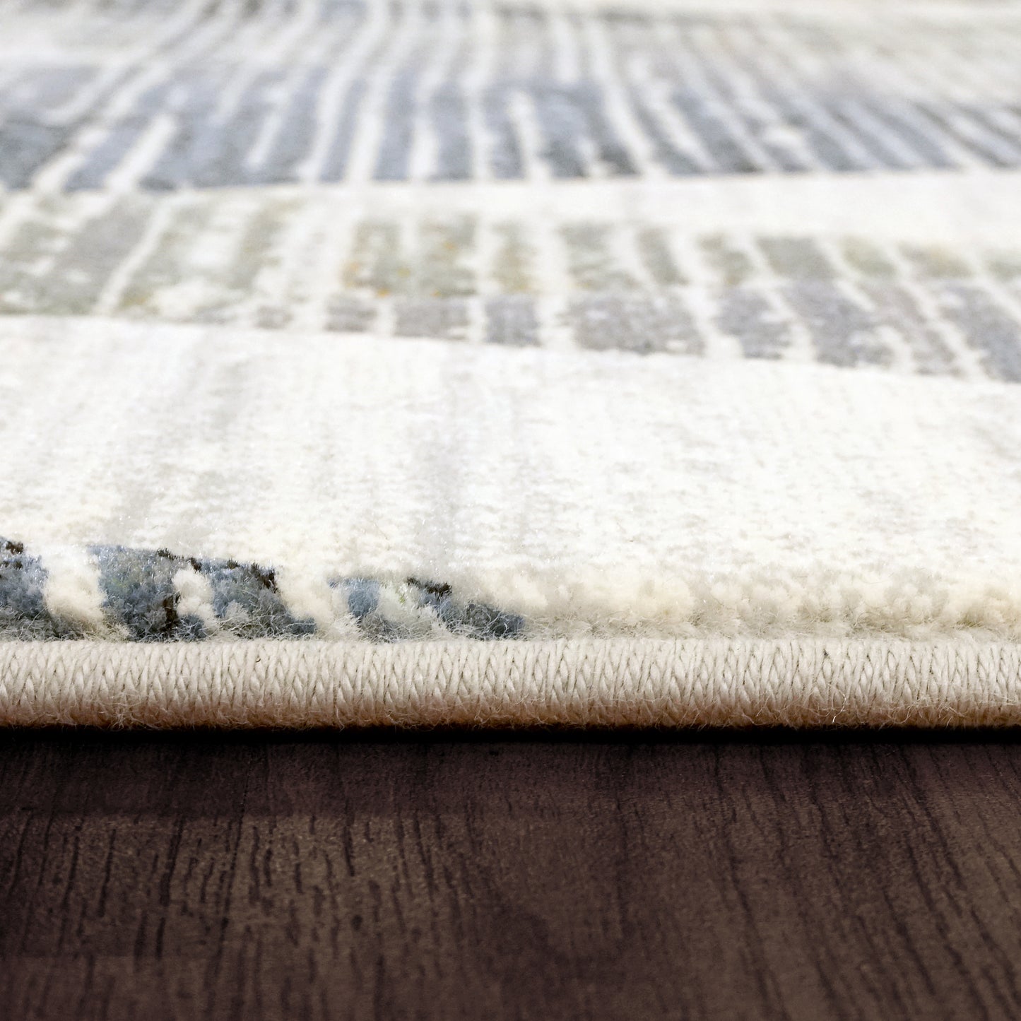 Eclipse 63612-6656 Ivory/Blue Area Rug