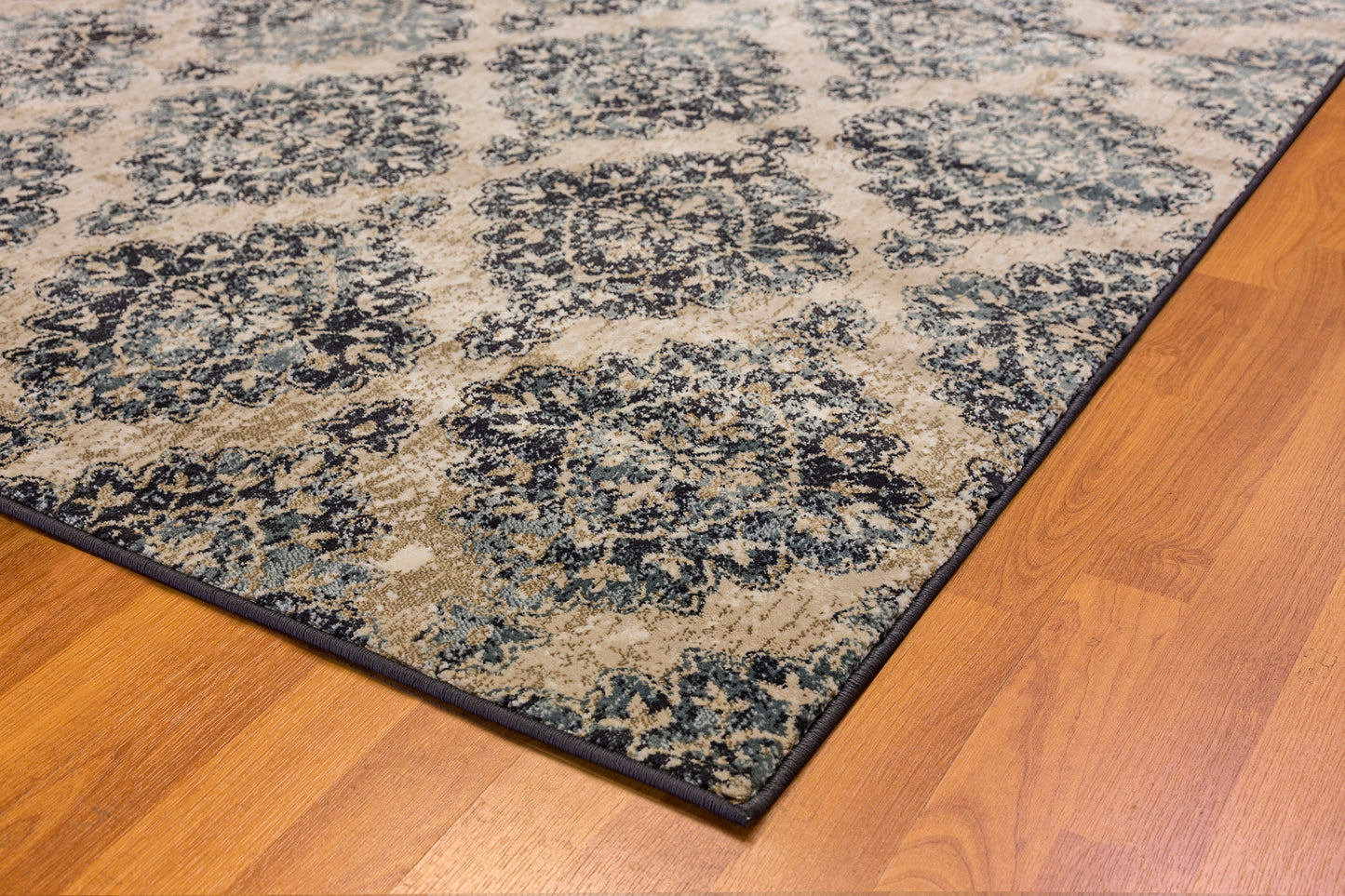 Melody 985015-117 Ivory Area Rug