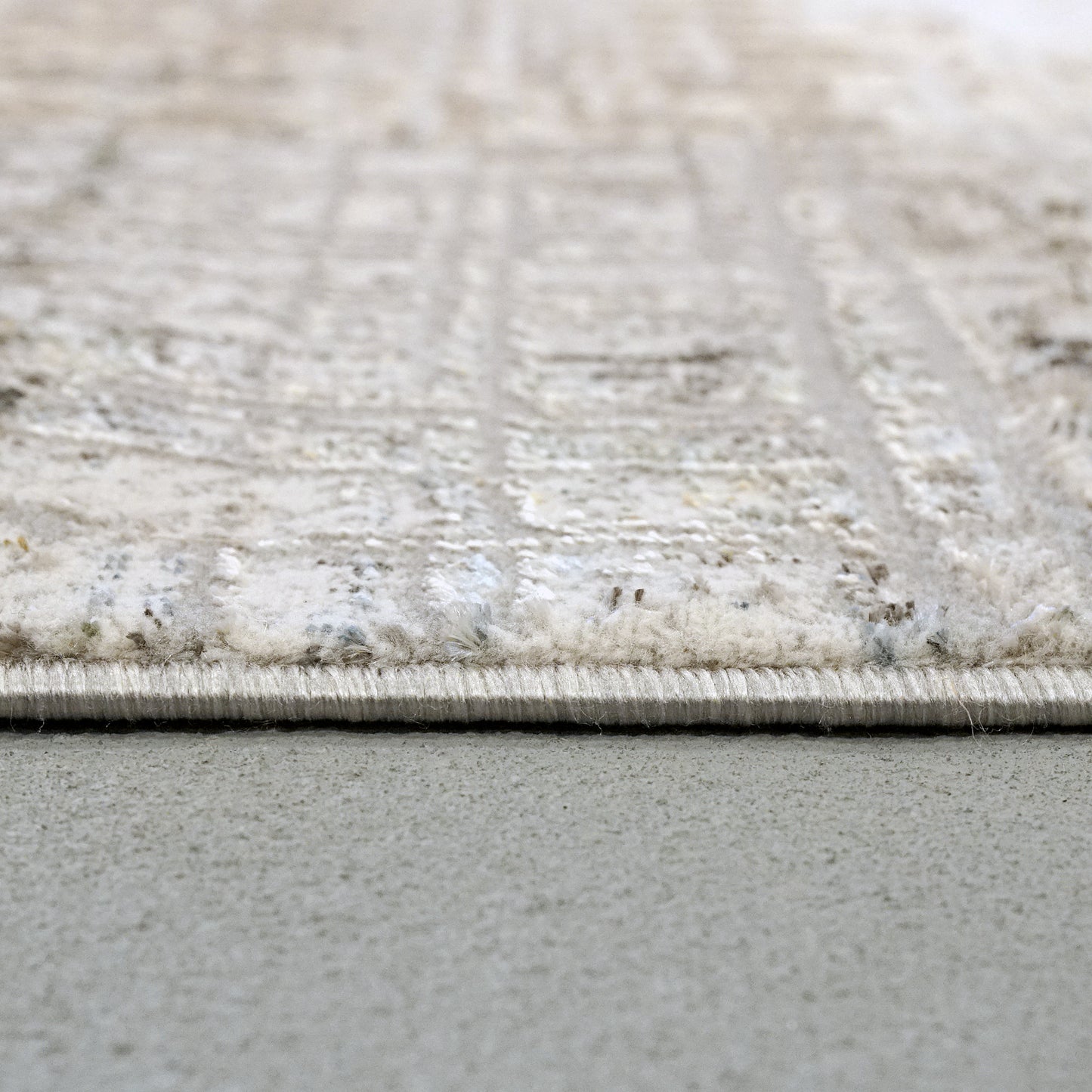 Merit 6656-999 Grey/Multi Area Rug