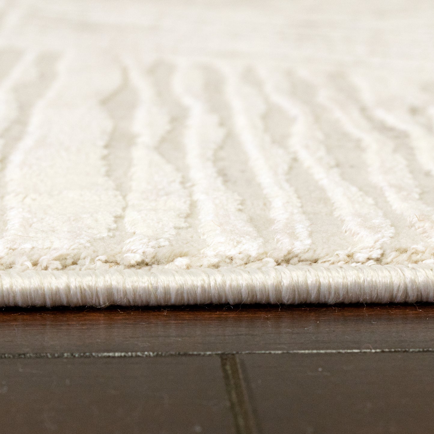 Quartz 27041-100 Ivory Area Rug