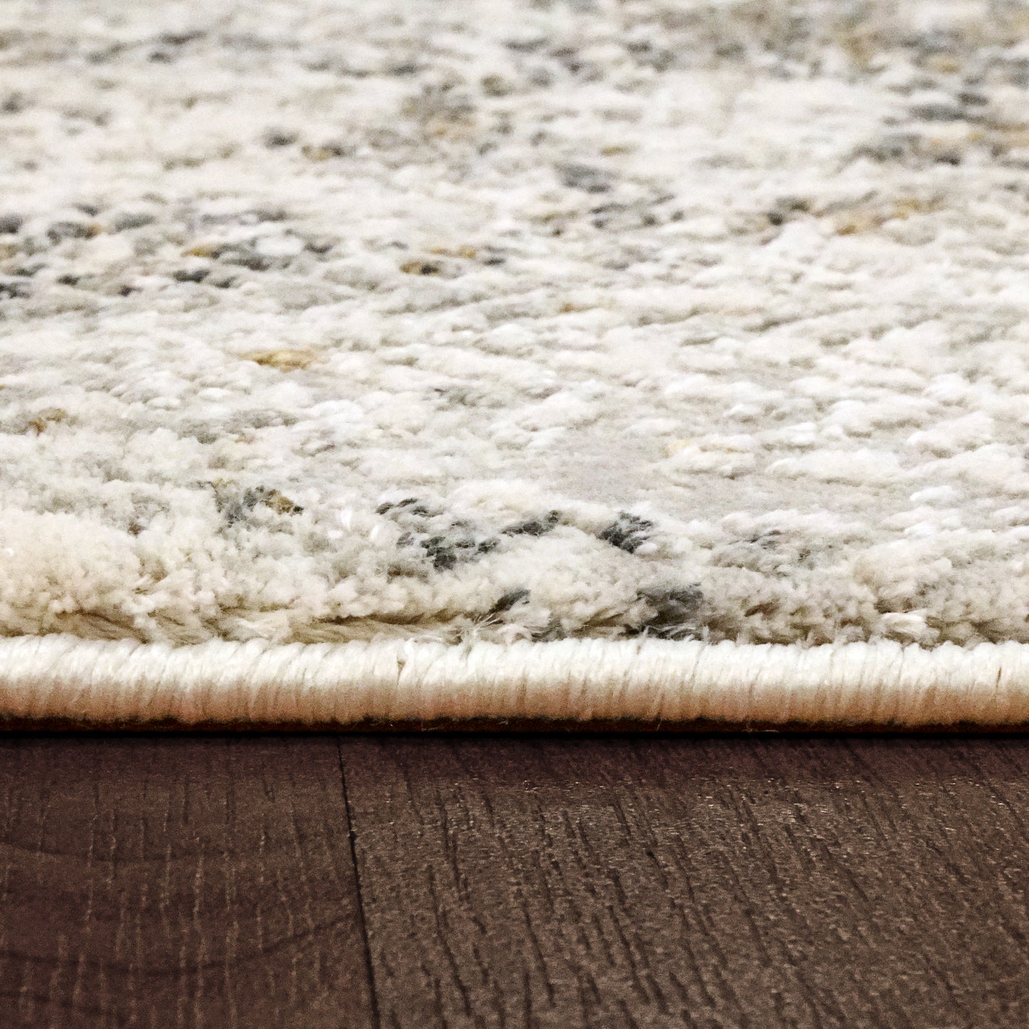 Quartz 27061-190 Ivory/Grey Area Rug