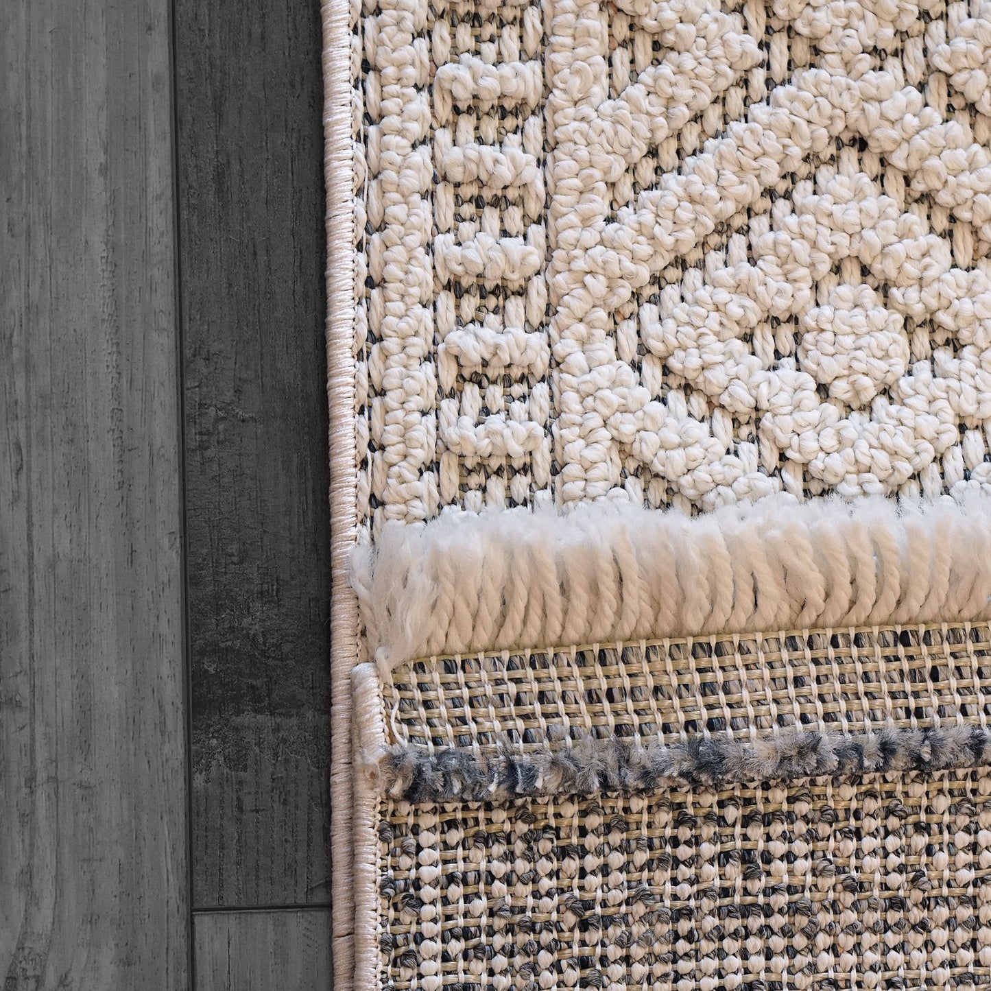 Seville 3605-109 Ivory/Soft Grey Area Rug