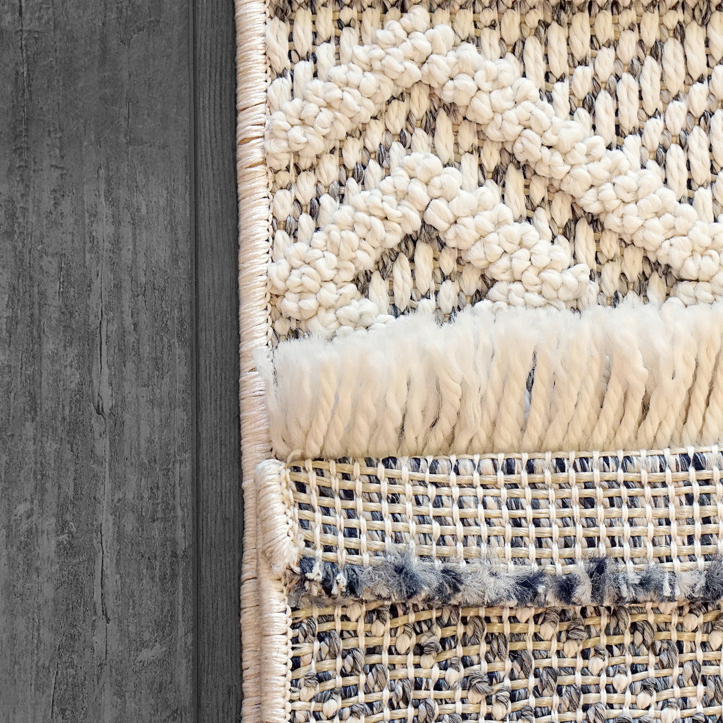 Seville 3607-109 Ivory/Soft Grey Area Rug