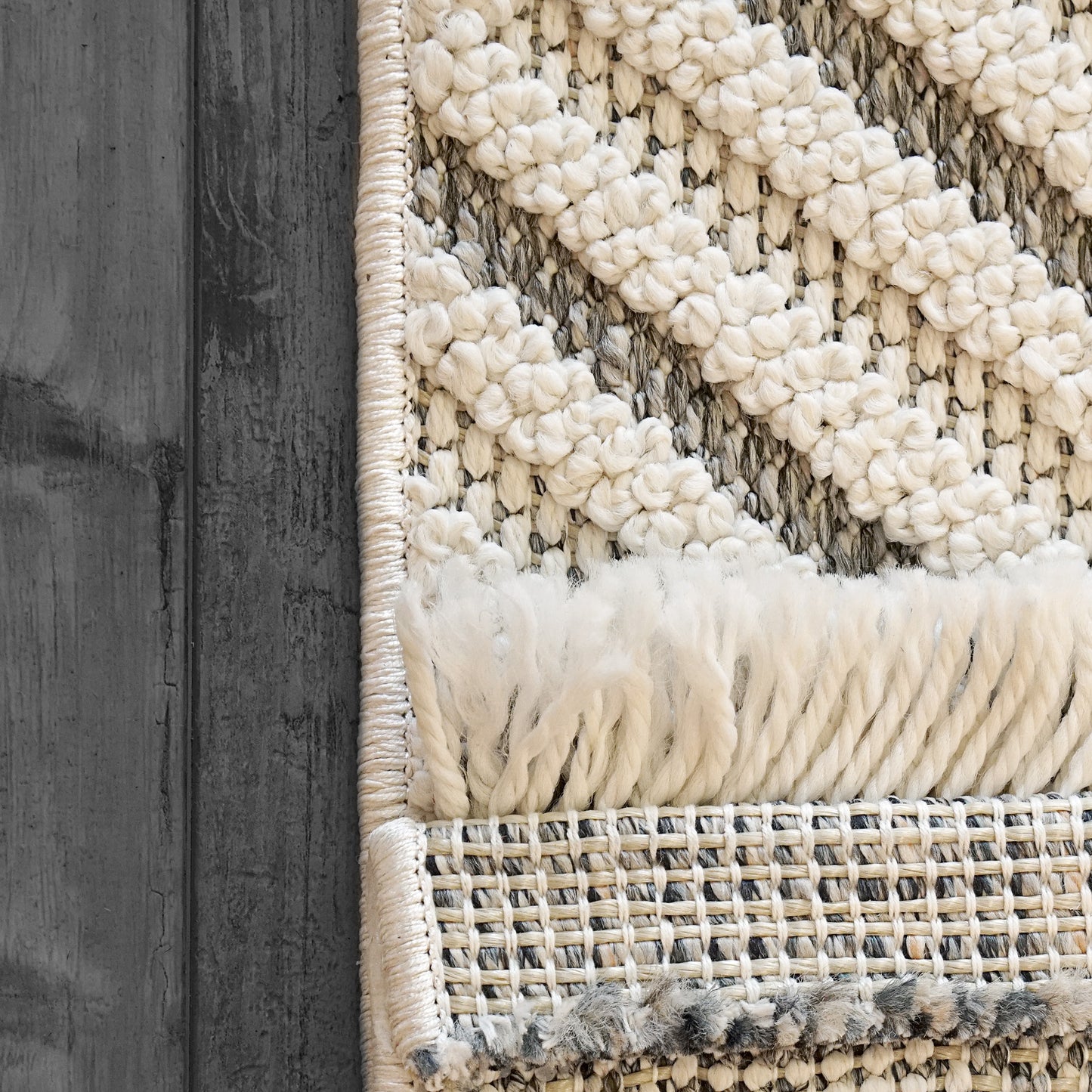 Seville 3608-190 Ivory/Grey Area Rug