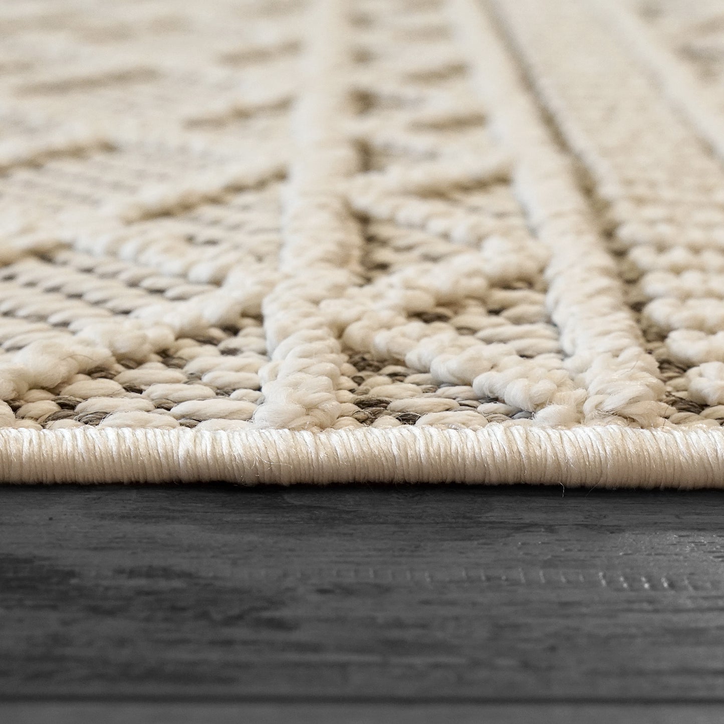 Seville 3610-109 Ivory/Soft Grey Area Rug