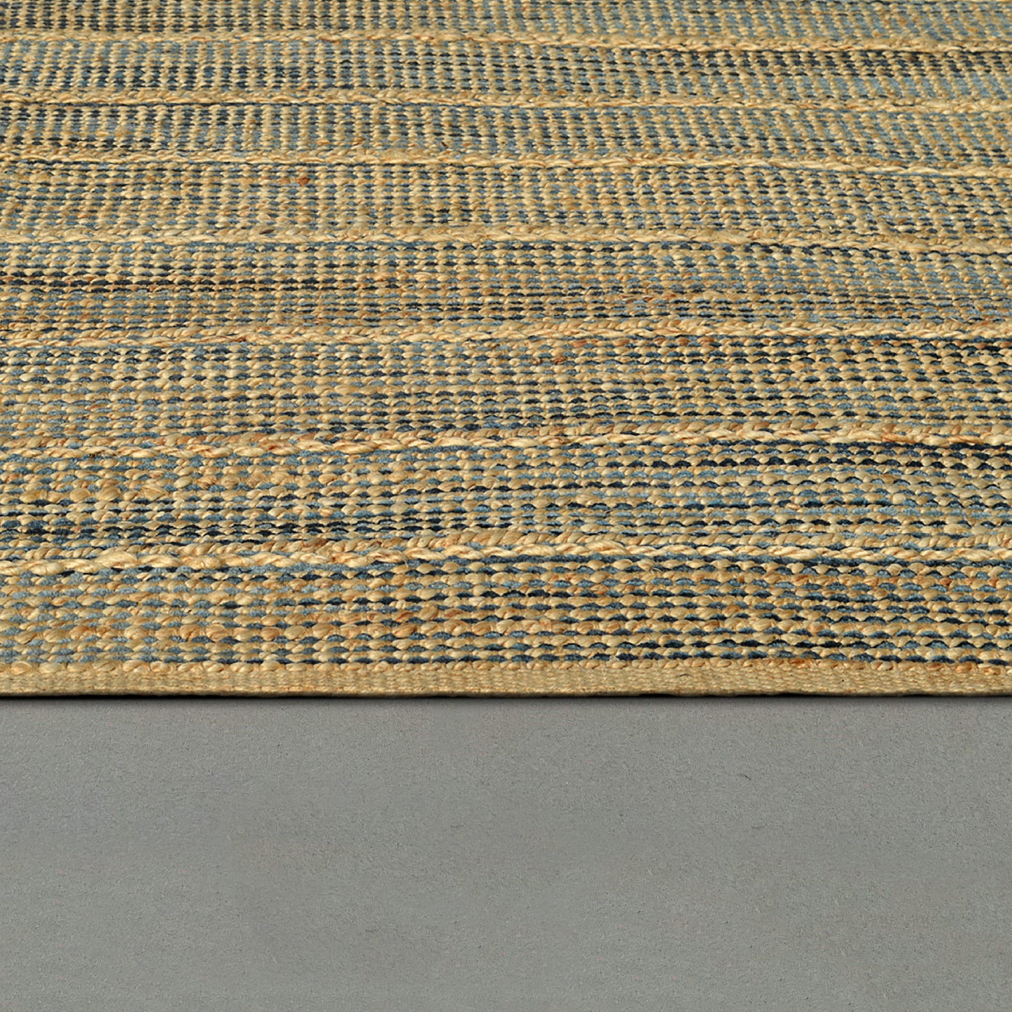 Shay 9420-850 Natural/Blue Area Rug