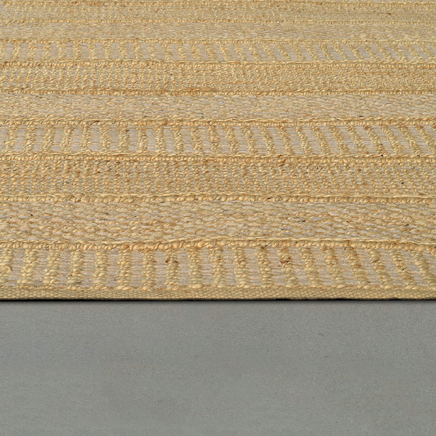 Shay 9422-800 Natural/Beige Area Rug