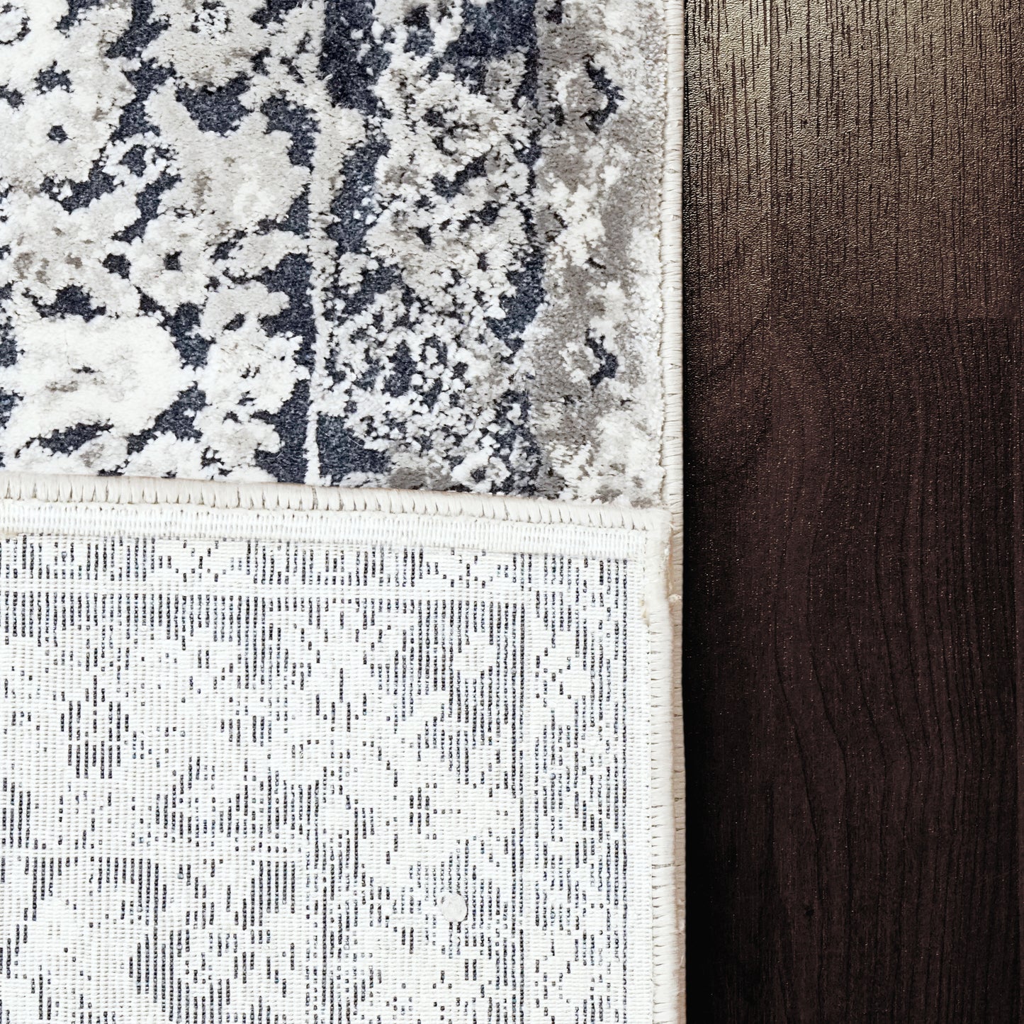 Torino 3338-510 Blue/Ivory Area Rug