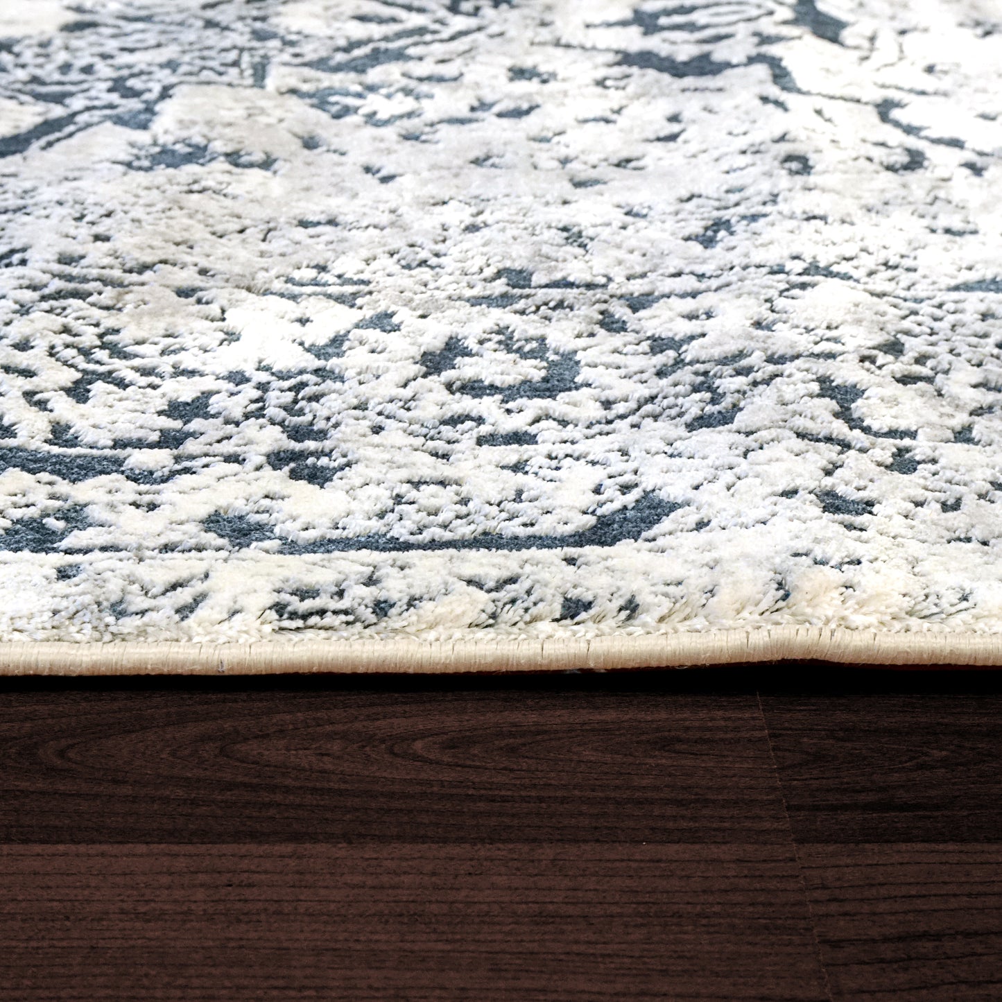 Torino 3338-510 Blue/Ivory Area Rug