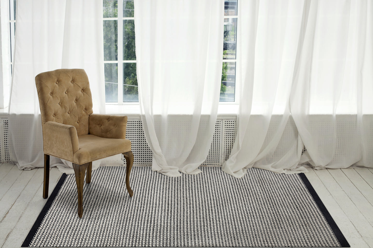 Vici 4620-190 Ivory/Black Area Rug