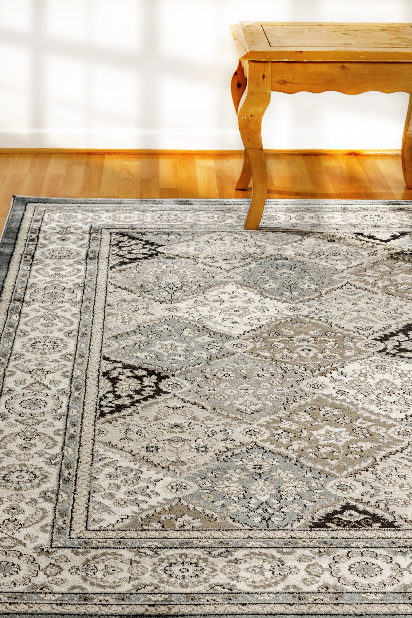 Yazd 8471-510 Blue/Ivory Area Rug
