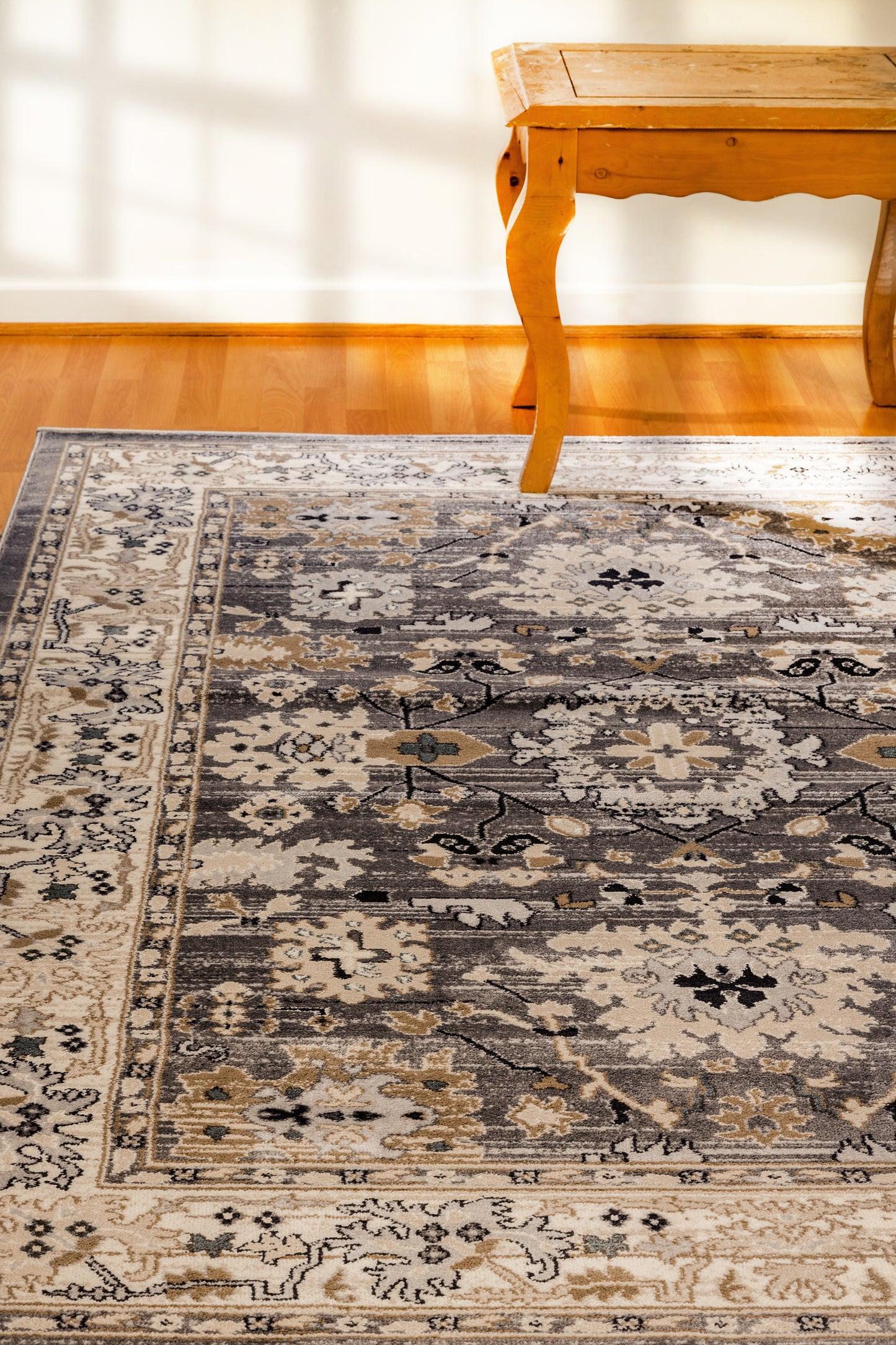 Yazd 8531-910 Grey/Ivory Area Rug
